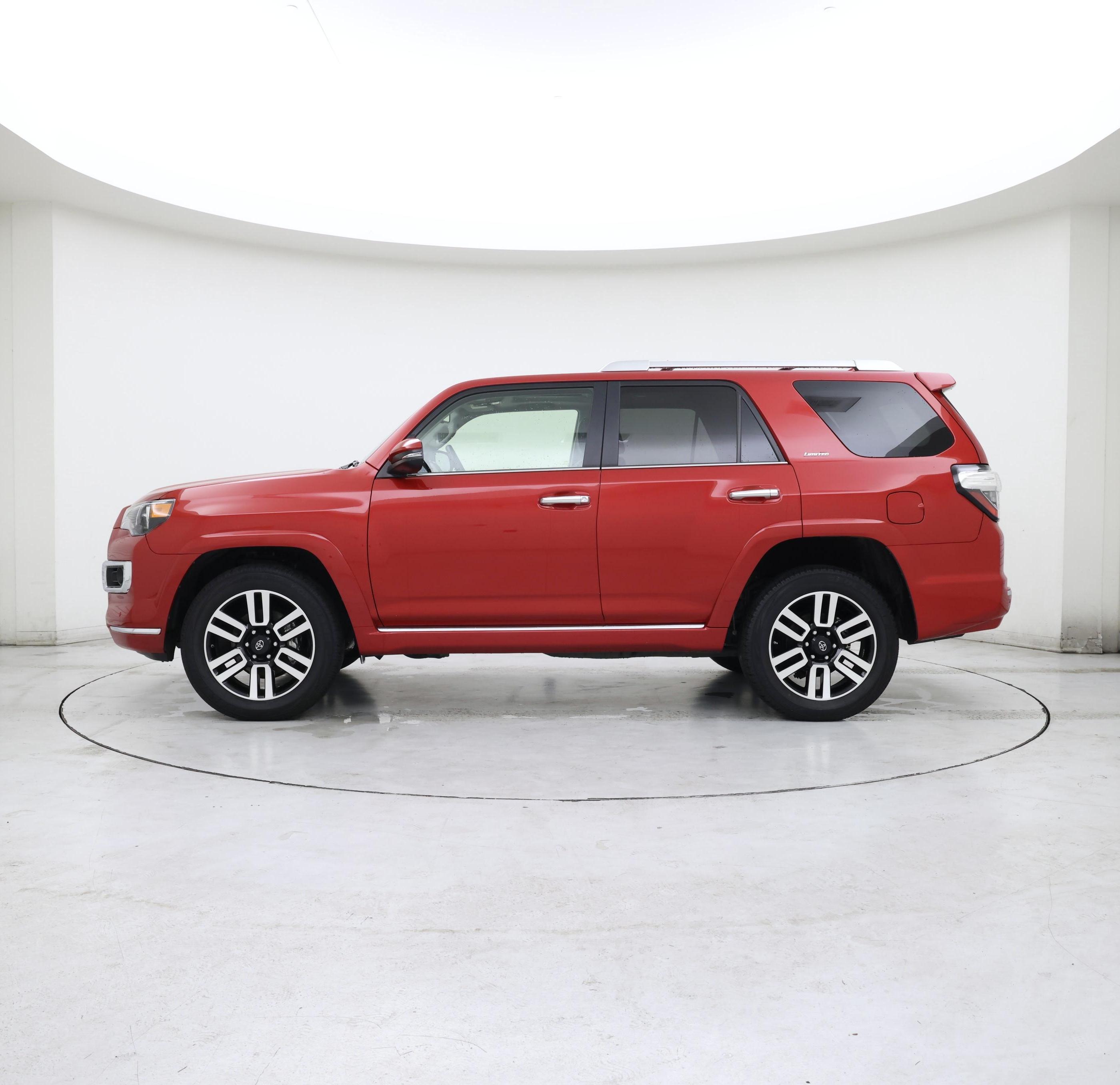 Thumbnail: 2020 Toyota 4Runner - 3