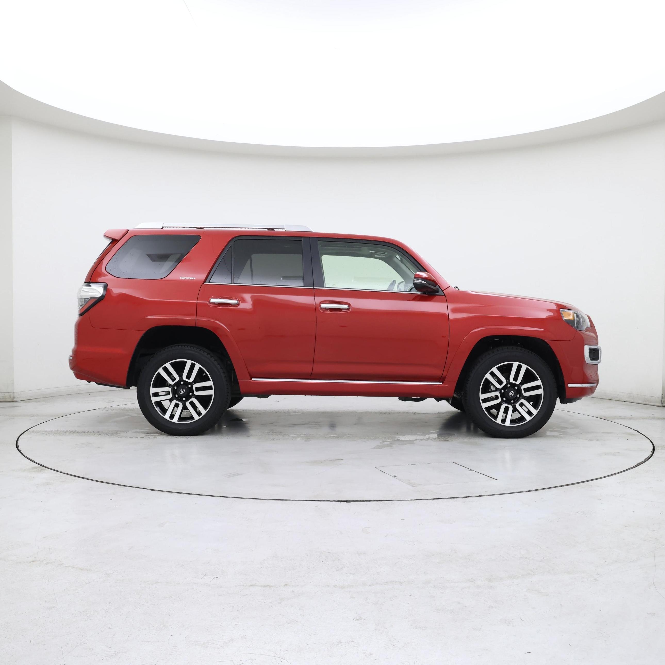 Thumbnail: 2020 Toyota 4Runner - 7