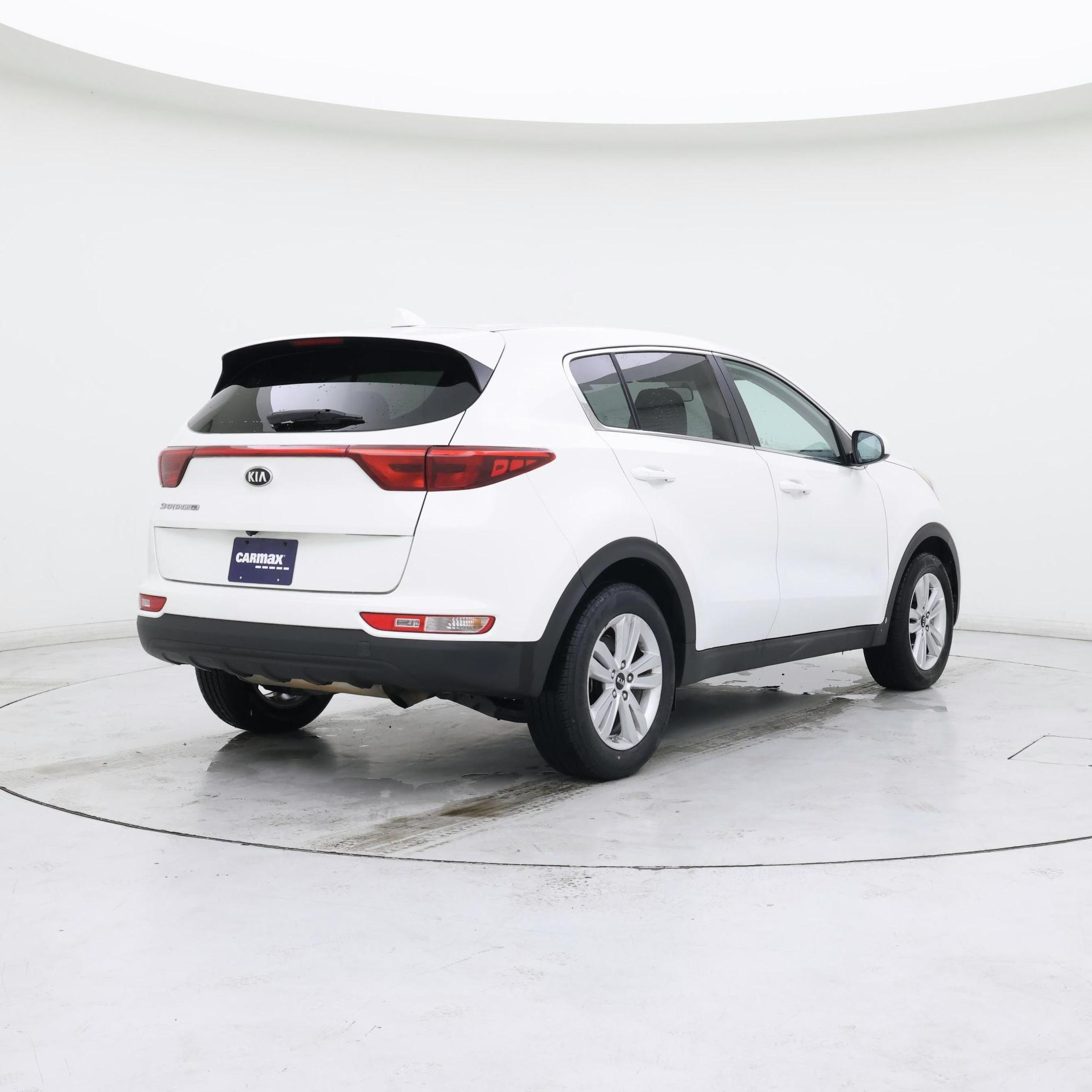 Thumbnail: 2017 Kia Sportage - 8