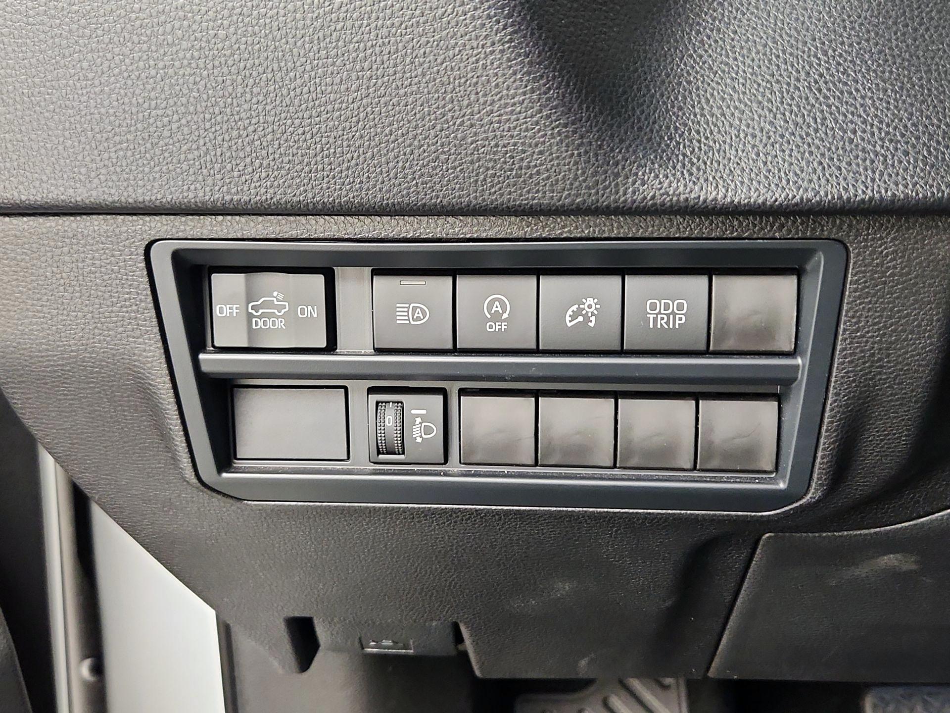 Thumbnail: 2025 Toyota Tundra - 13