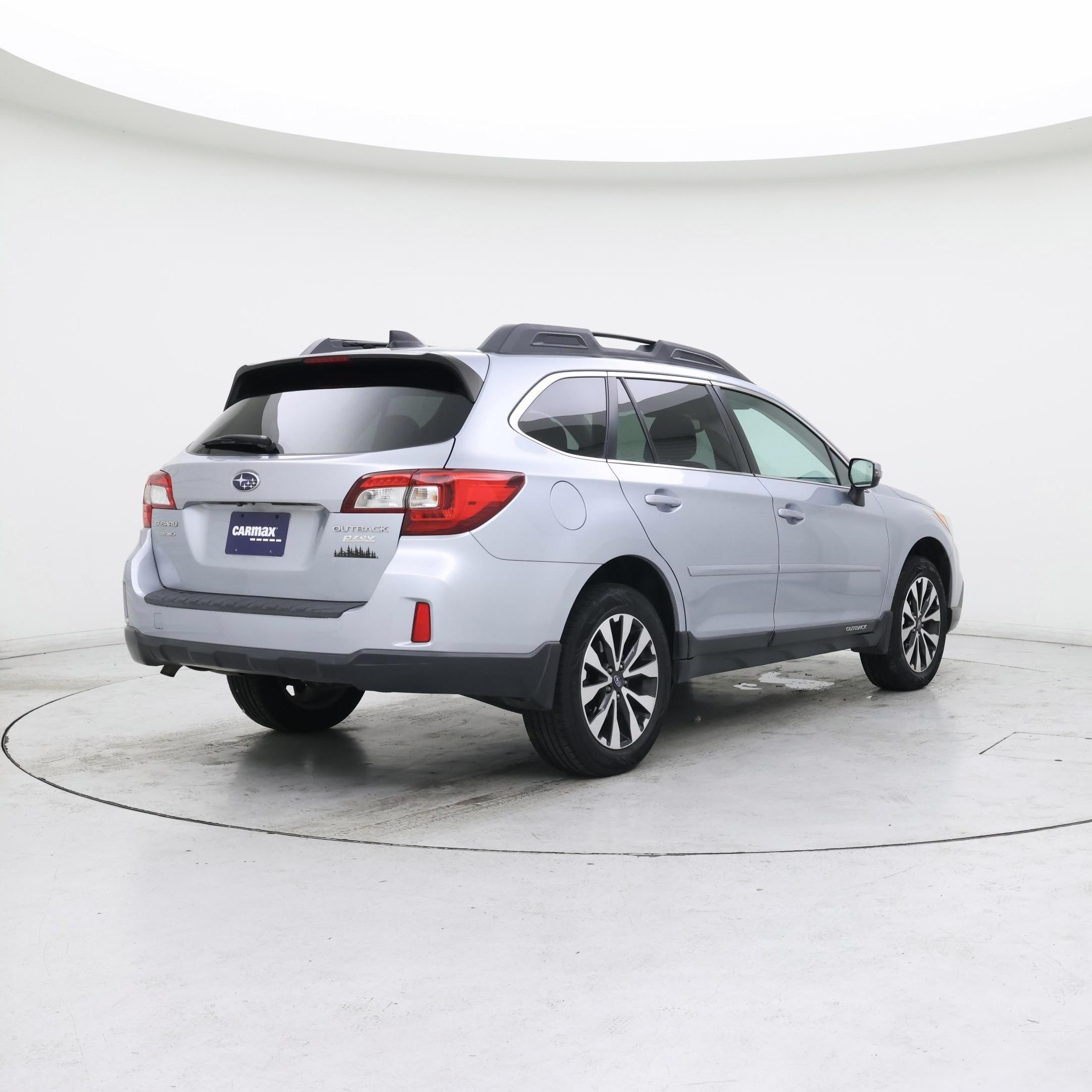 Thumbnail: 2016 Subaru Outback - 8