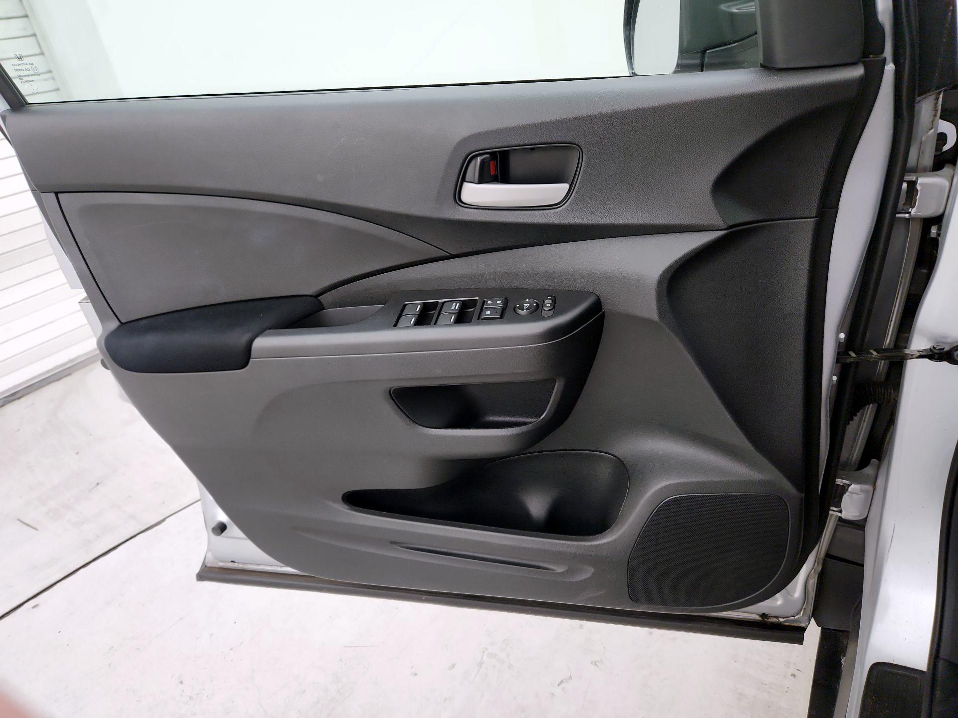 Thumbnail: 2016 Honda CR-V - 12