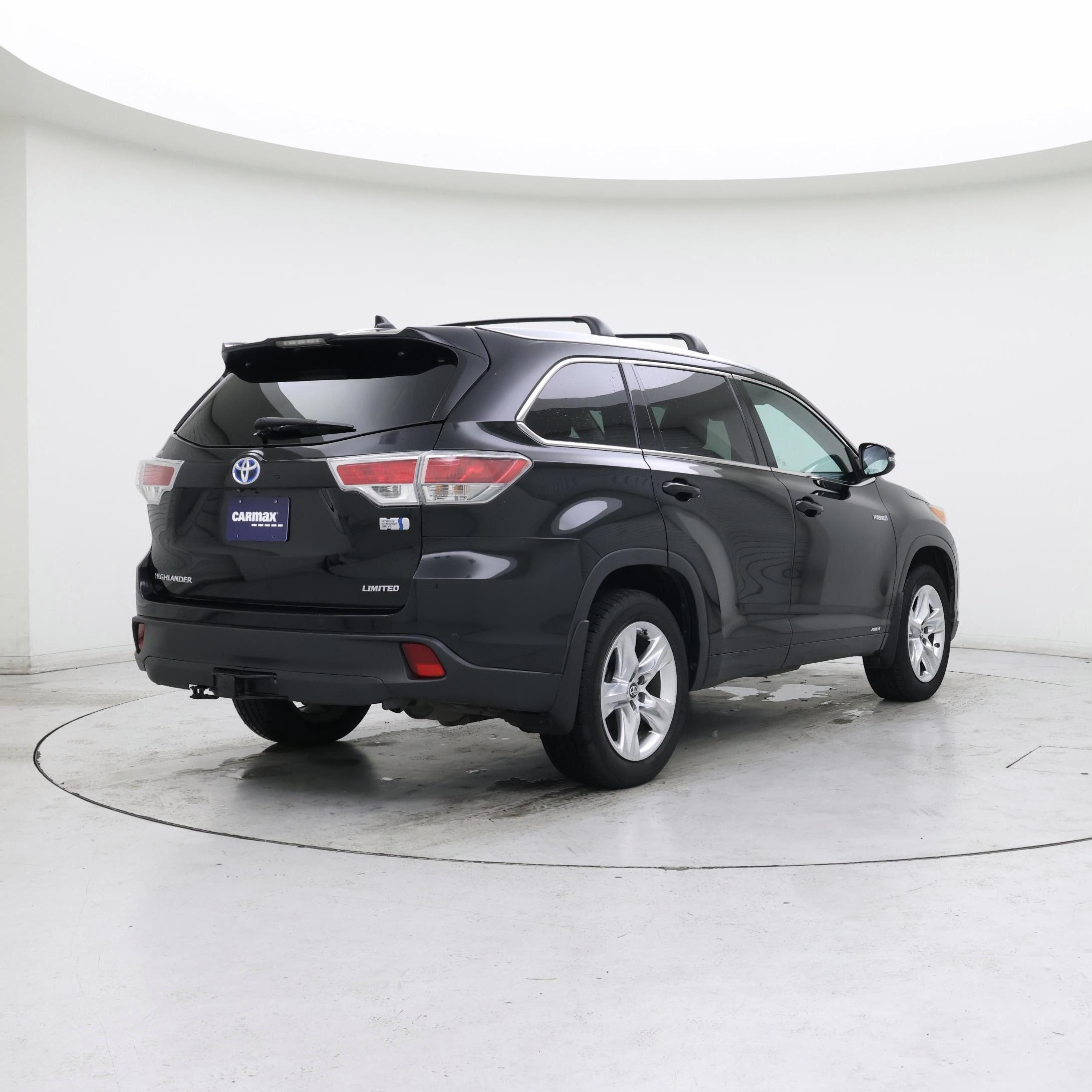 Thumbnail: 2016 Toyota Highlander - 8