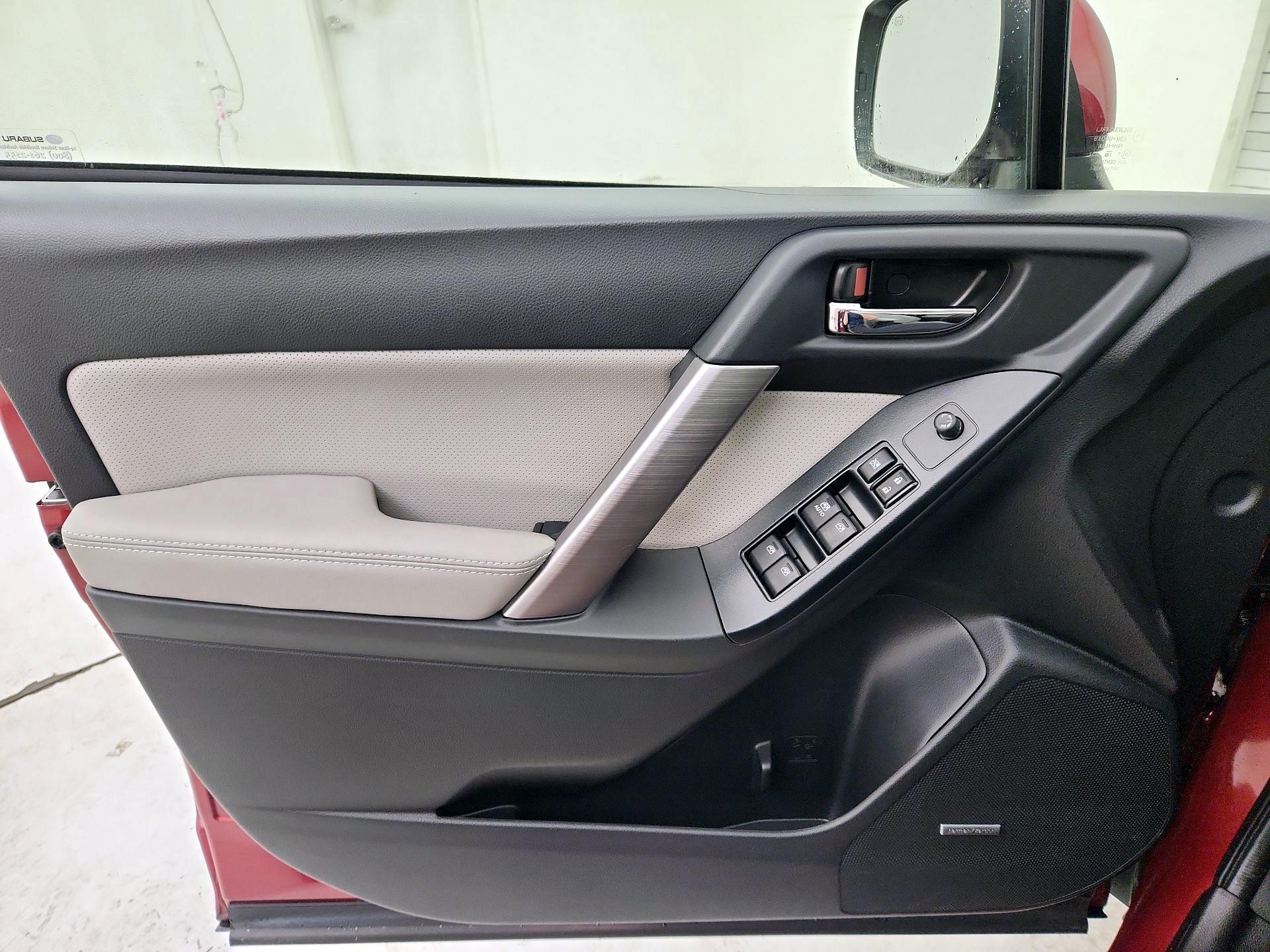 Thumbnail: 2016 Subaru Forester - 12