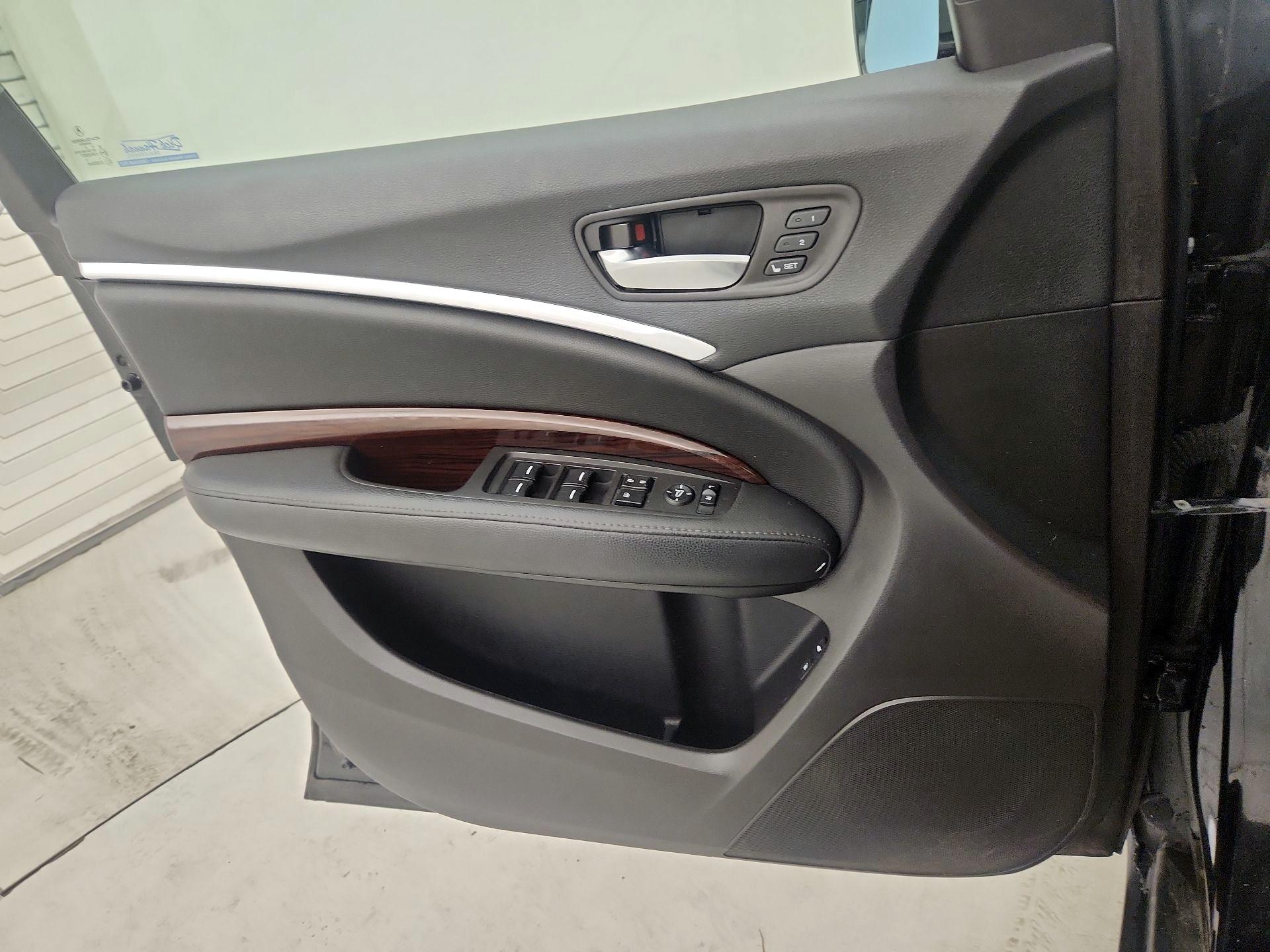 Thumbnail: 2015 Acura MDX - 12