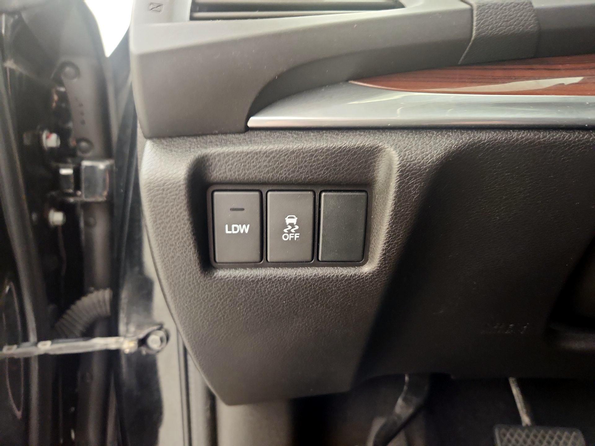 Thumbnail: 2015 Acura MDX - 13