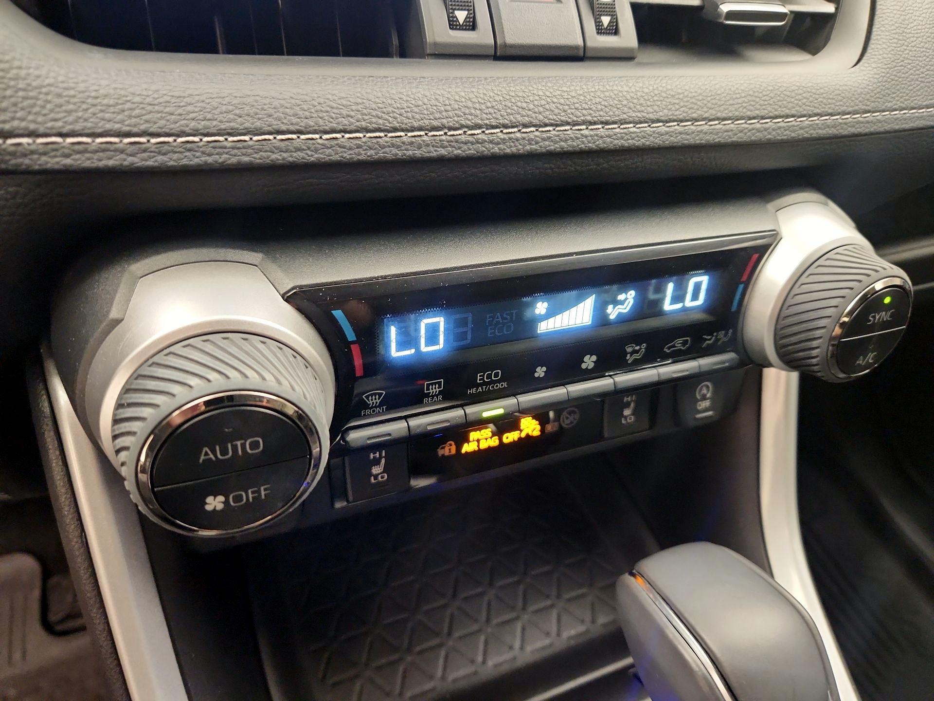 Thumbnail: 2024 Toyota RAV4 - 16