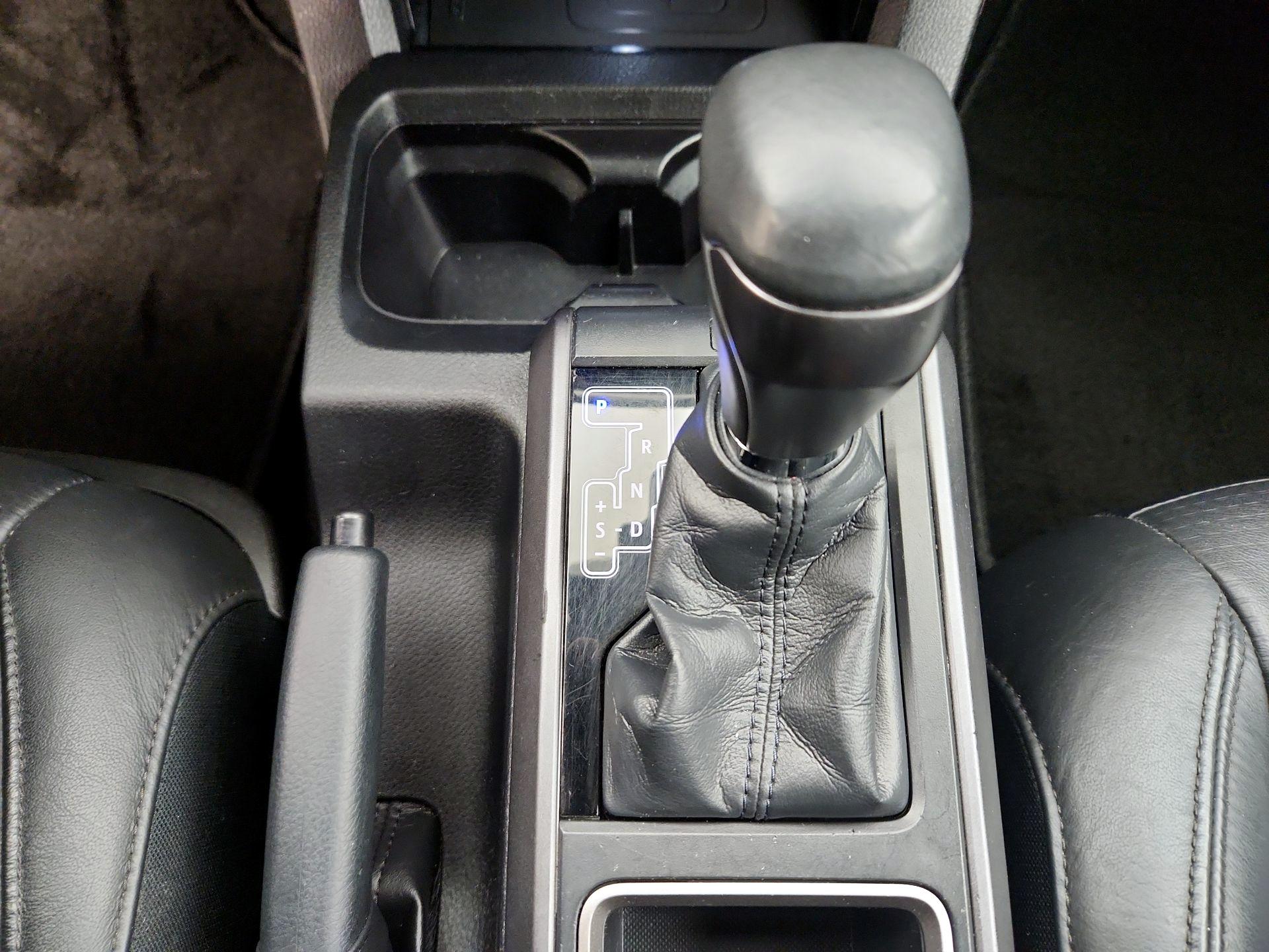 Thumbnail: 2021 Toyota Tacoma - 18