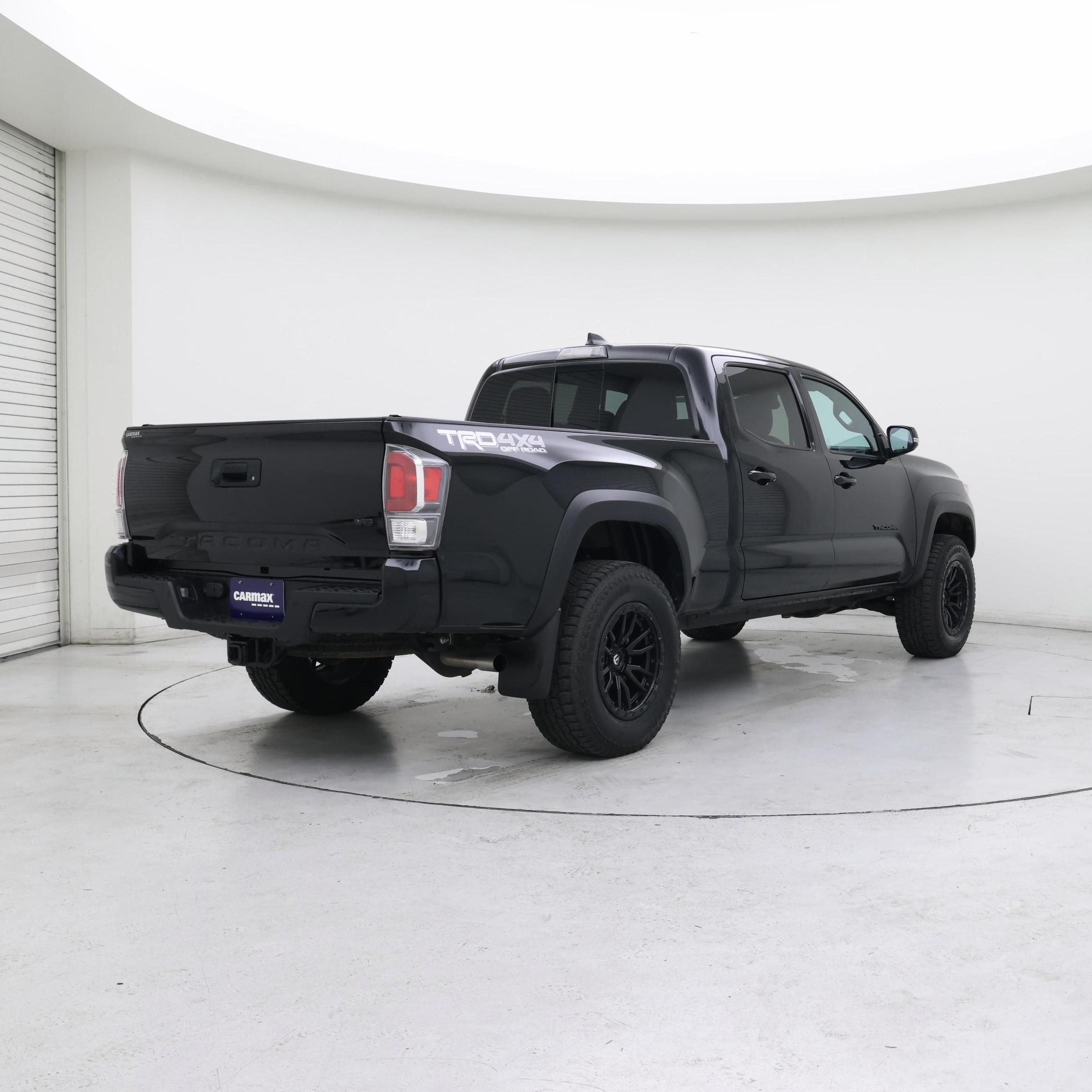 Thumbnail: 2021 Toyota Tacoma - 8