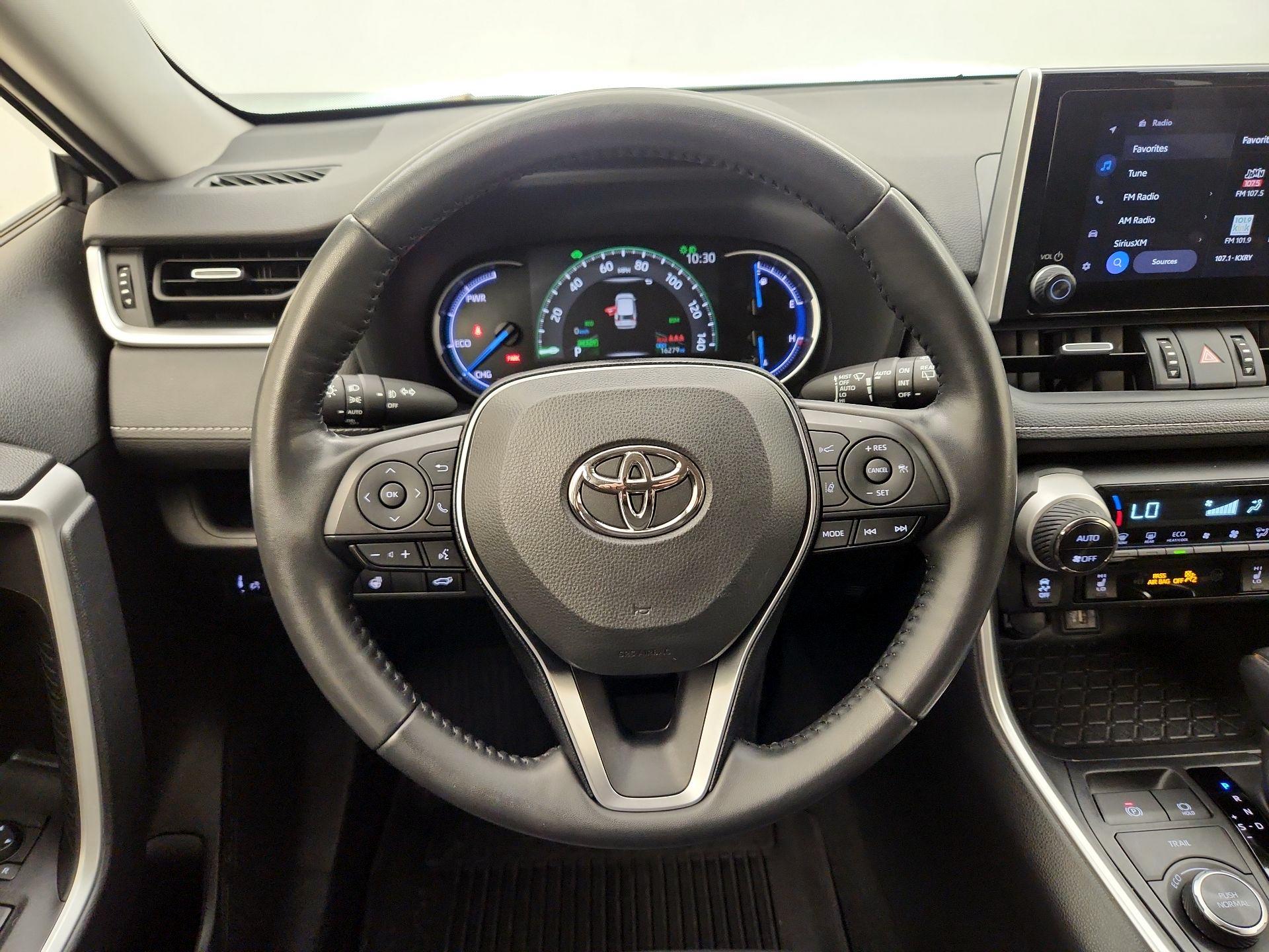 Thumbnail: 2023 Toyota RAV4 - 10