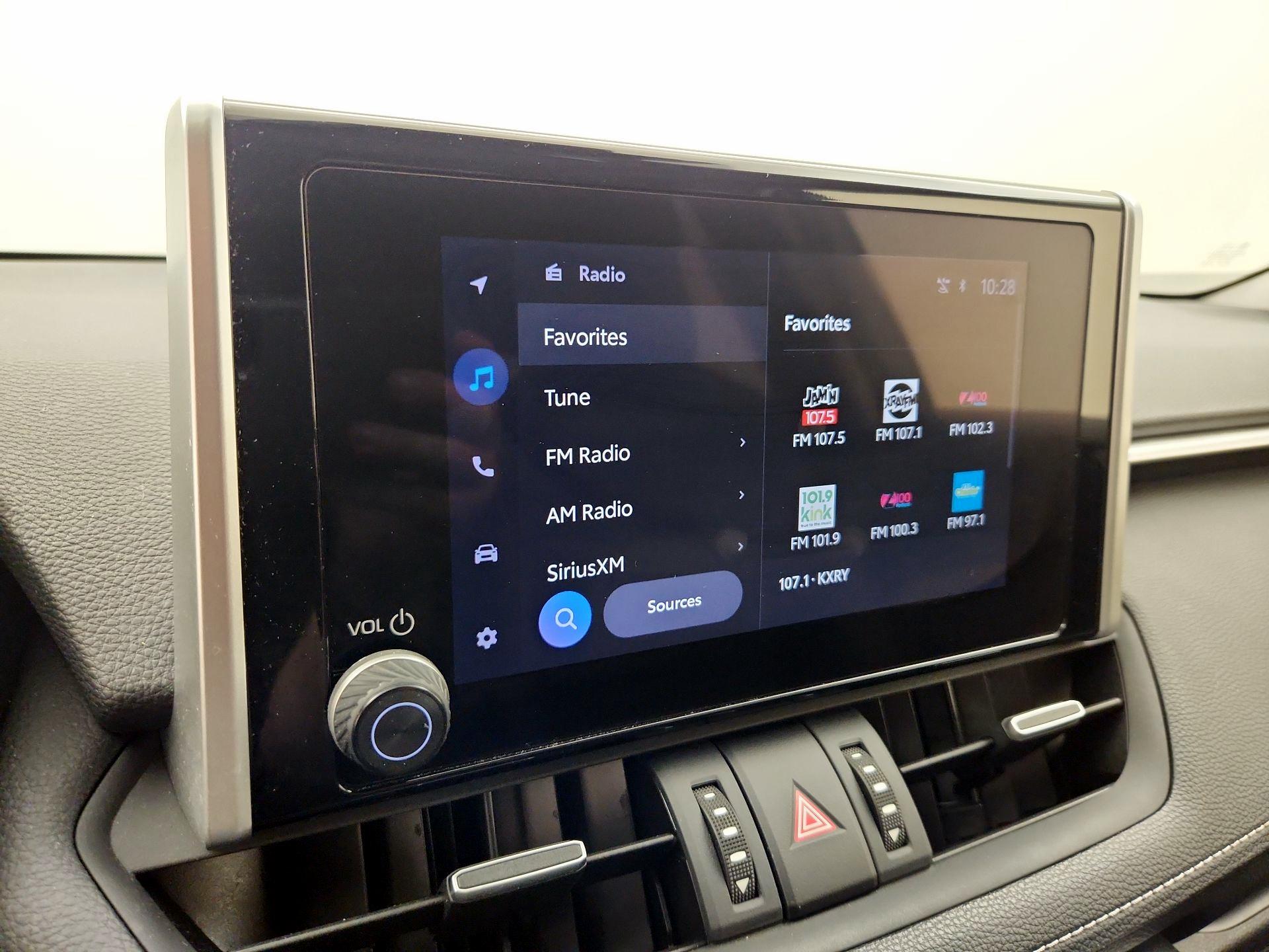 Thumbnail: 2023 Toyota RAV4 - 15