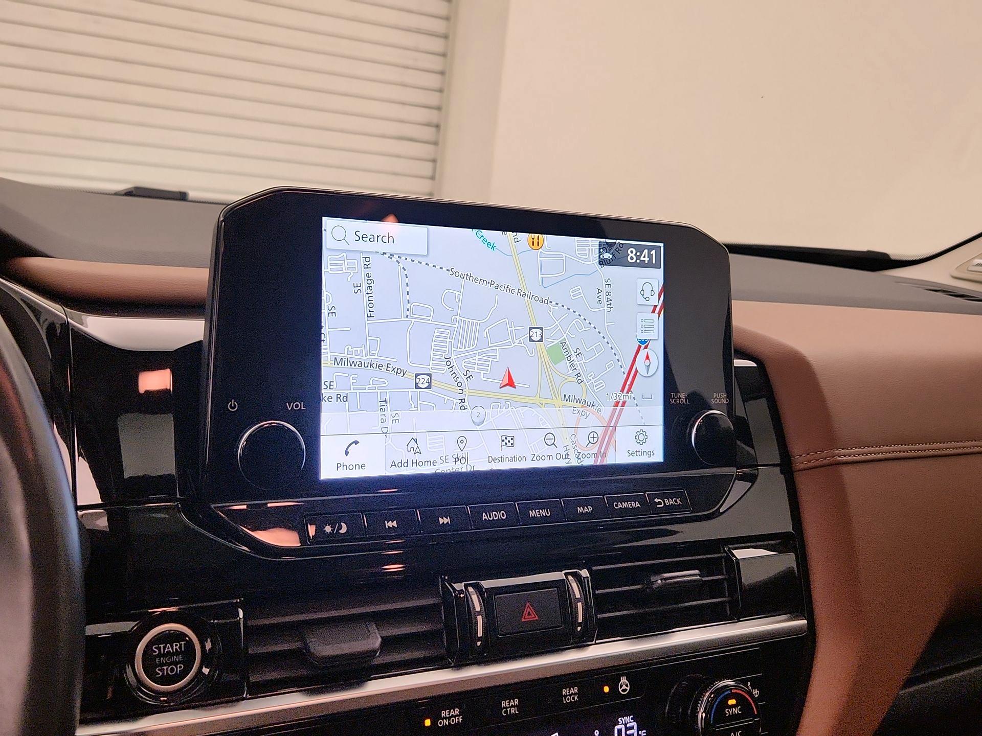 Thumbnail: 2023 Nissan Pathfinder - 14