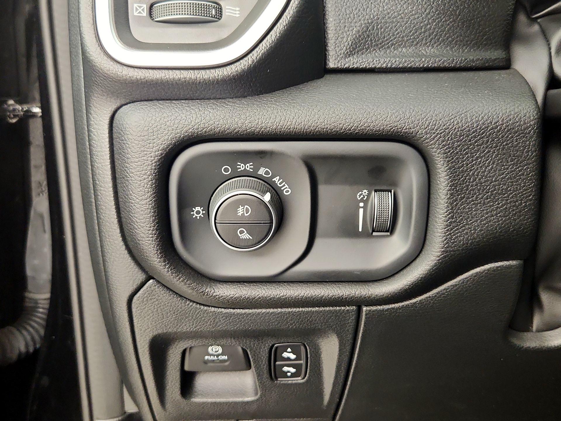 Thumbnail: 2024 RAM 1500 - 13