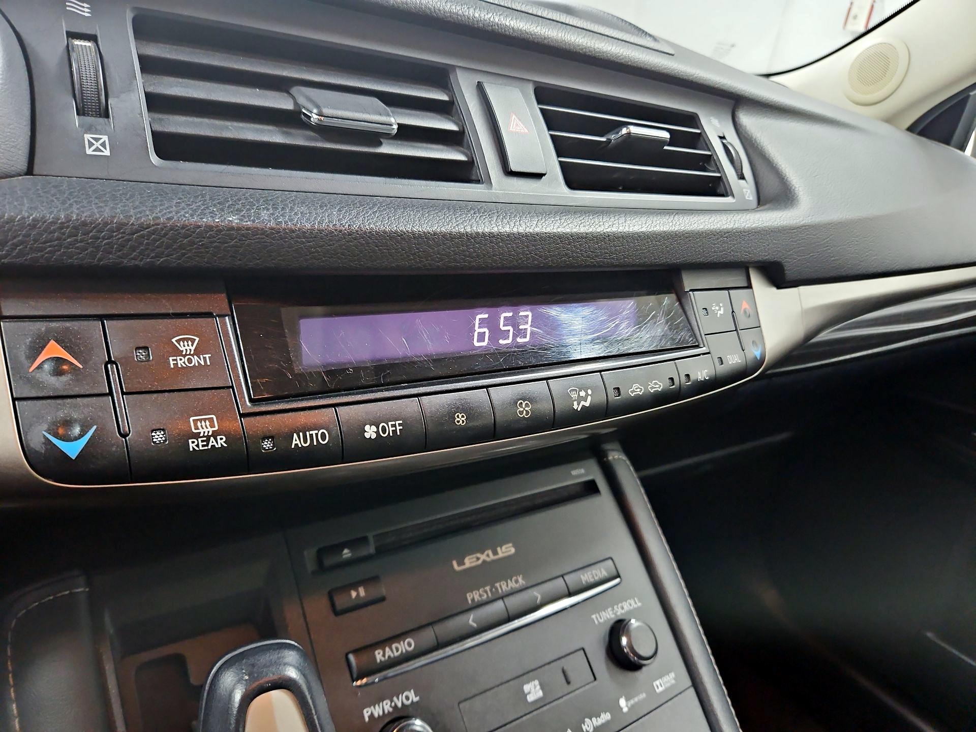 Thumbnail: 2015 Lexus CT - 16