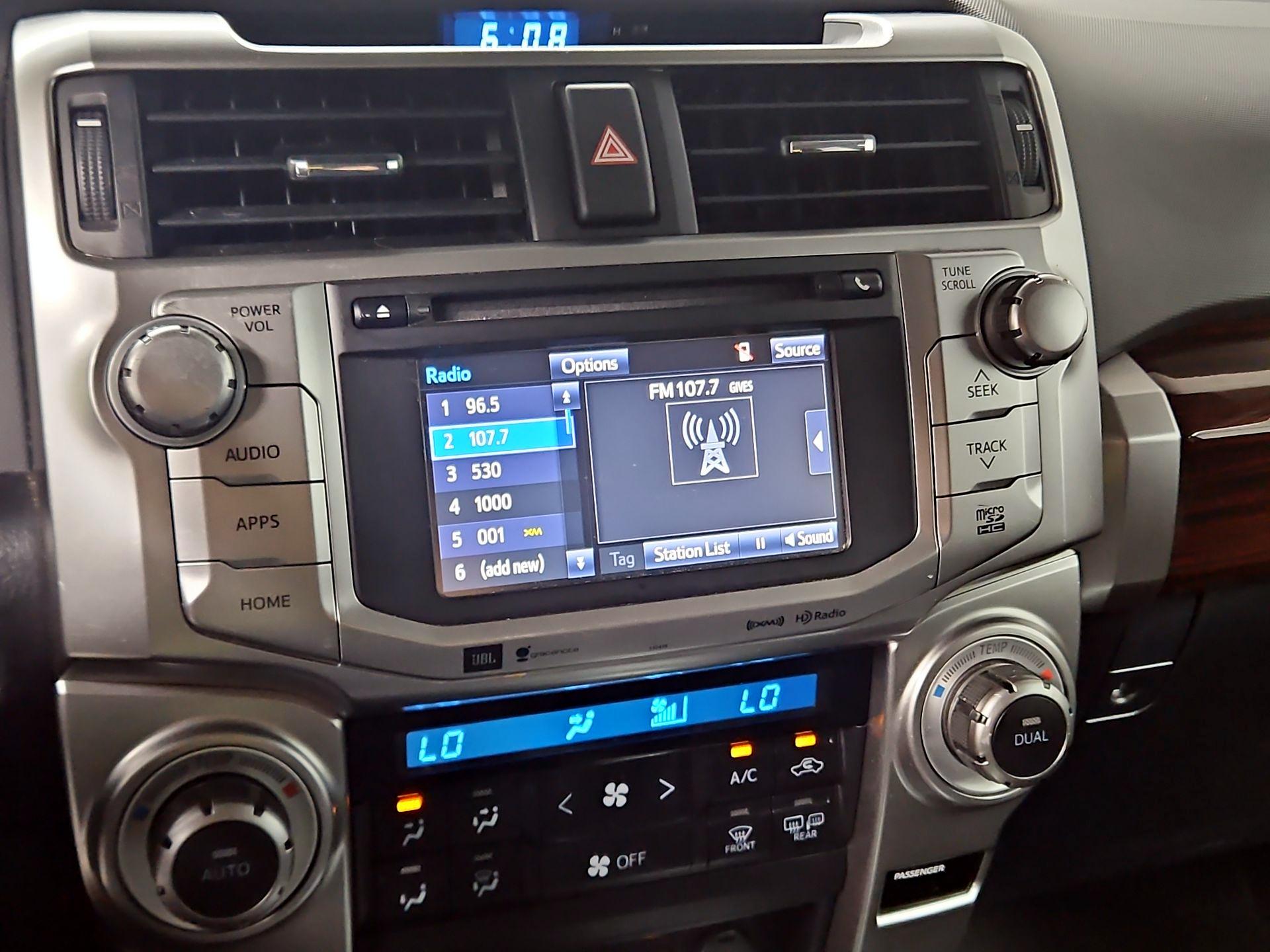 Thumbnail: 2019 Toyota 4Runner - 16