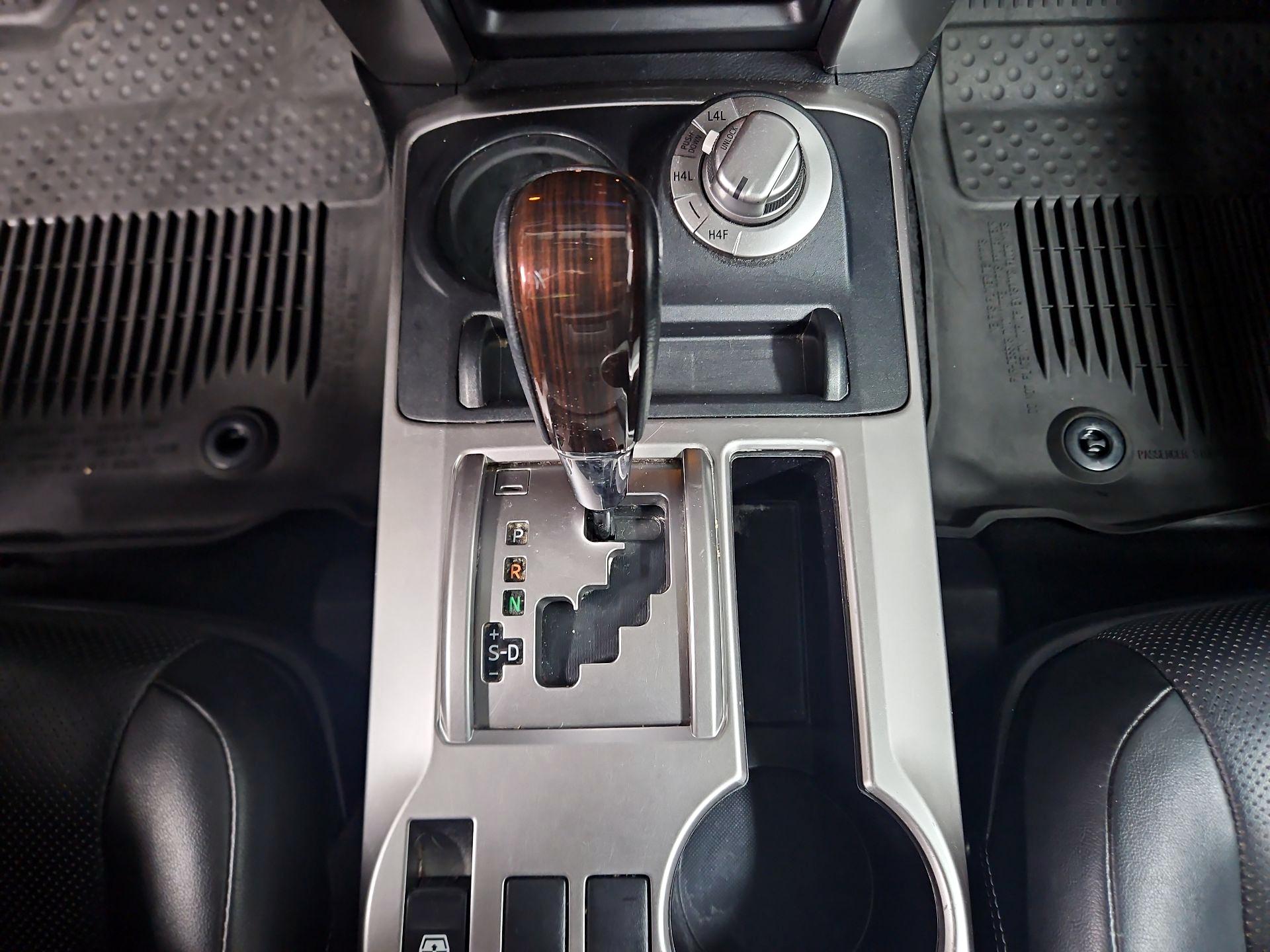 Thumbnail: 2019 Toyota 4Runner - 18