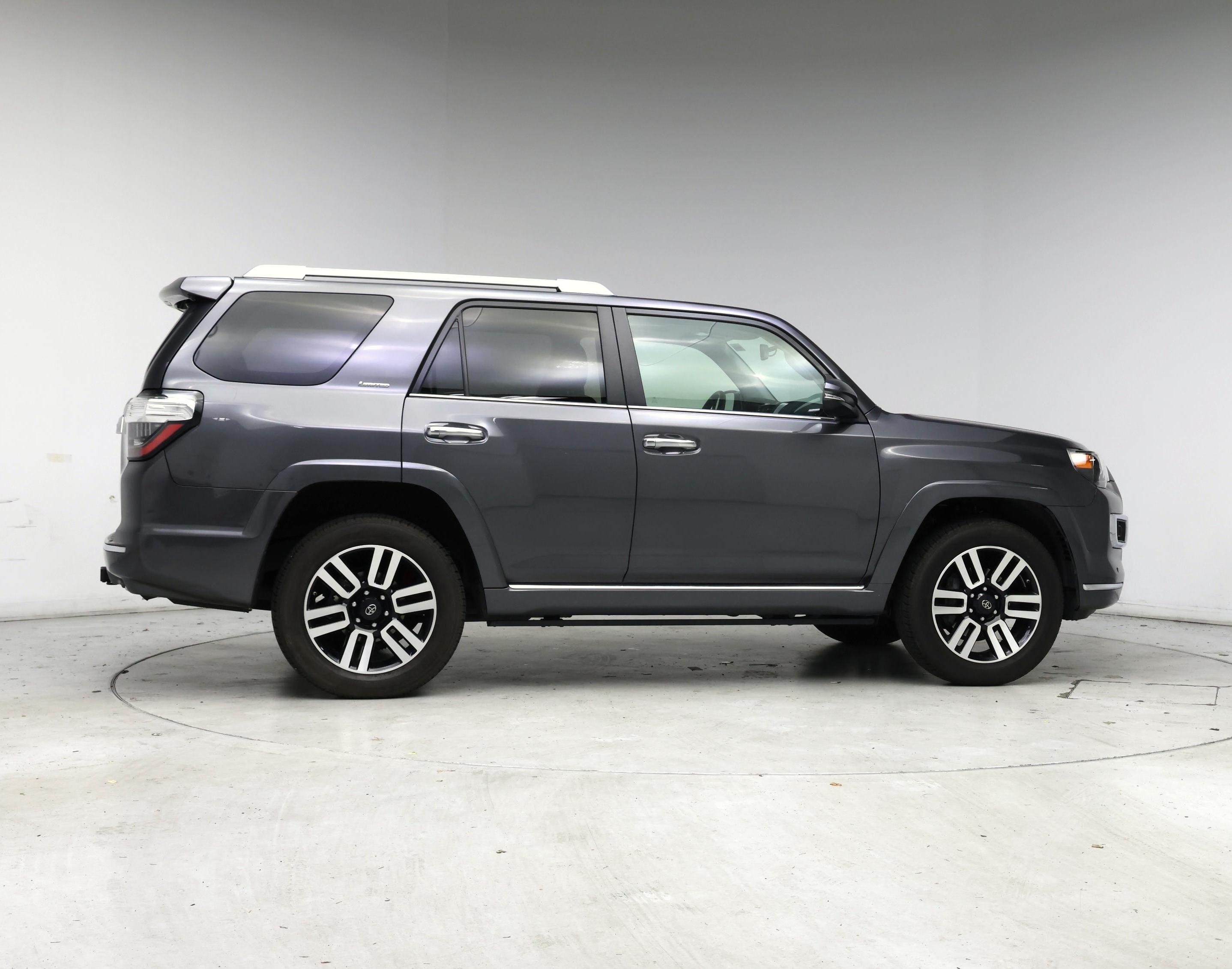 Thumbnail: 2019 Toyota 4Runner - 7