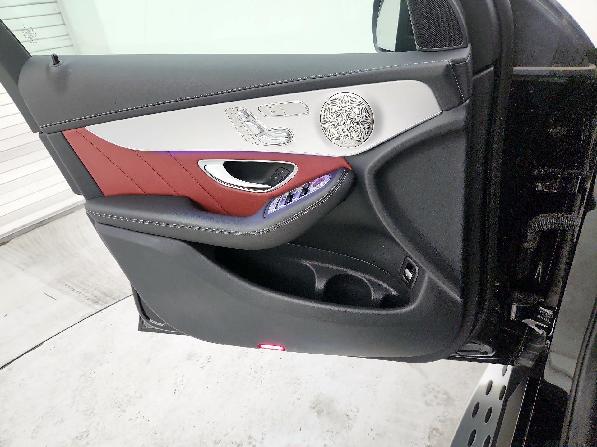 Thumbnail: 2023 Mercedes-Benz GLC - 12