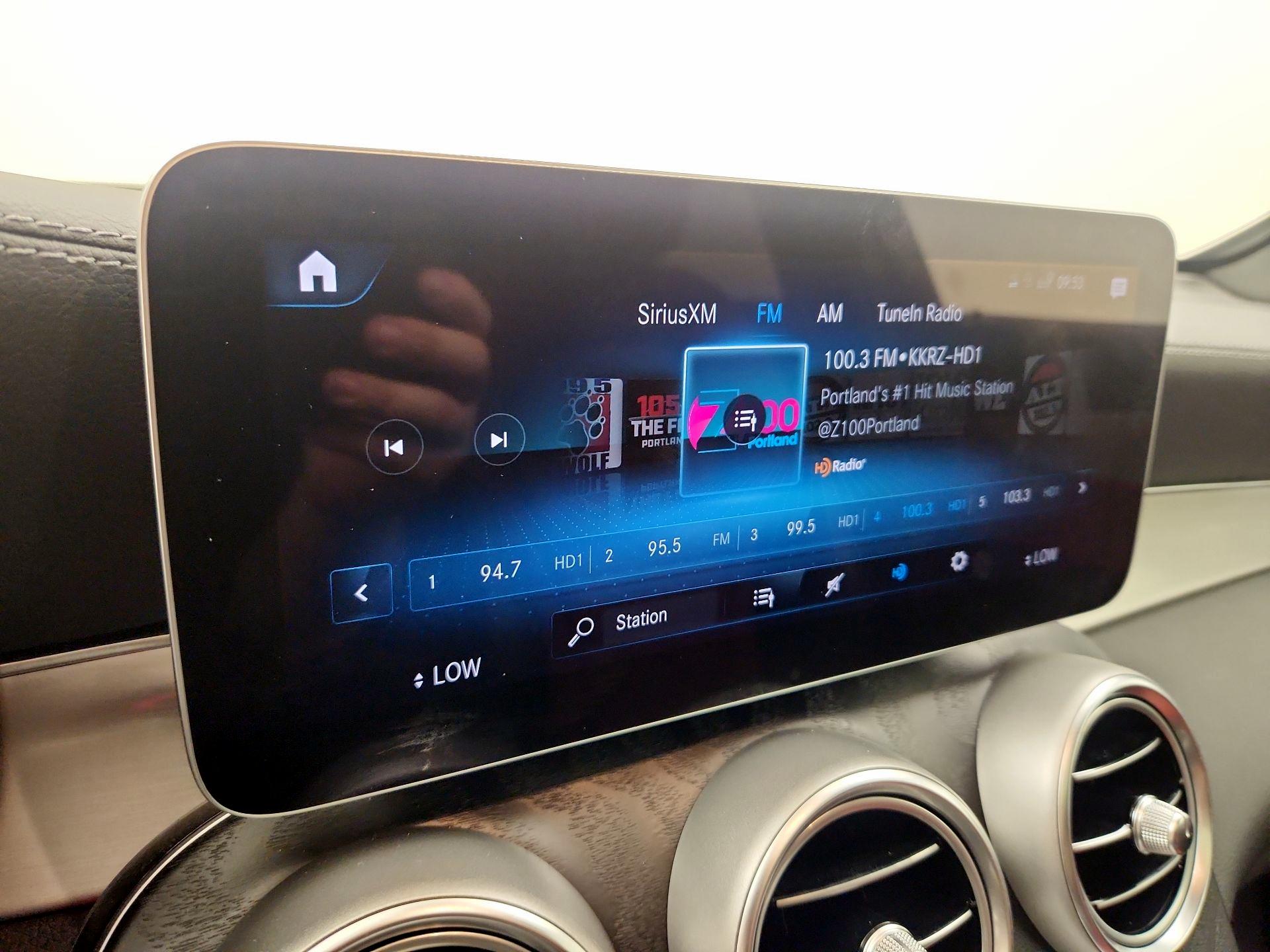 Thumbnail: 2023 Mercedes-Benz GLC - 16