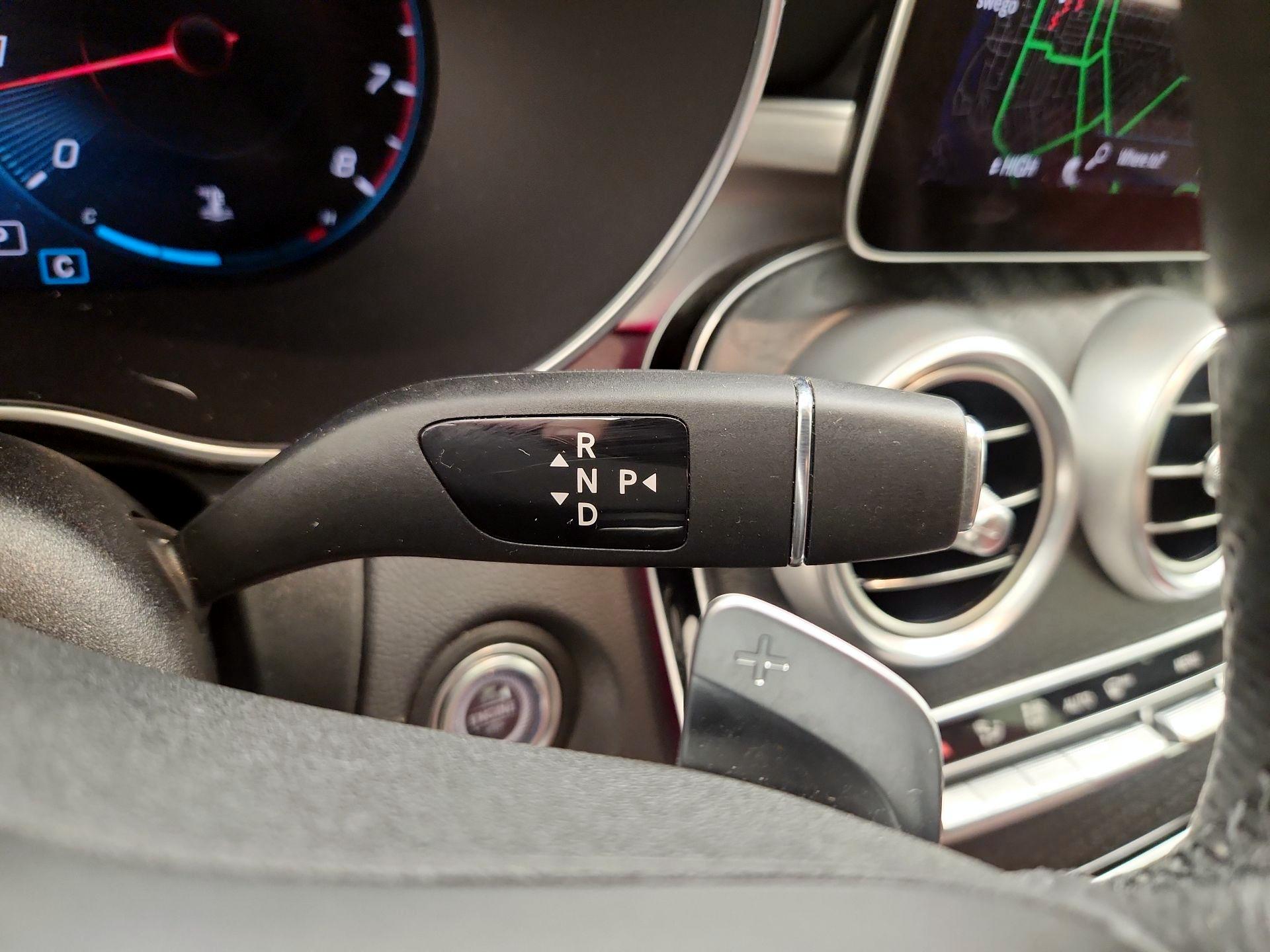 Thumbnail: 2023 Mercedes-Benz GLC - 18