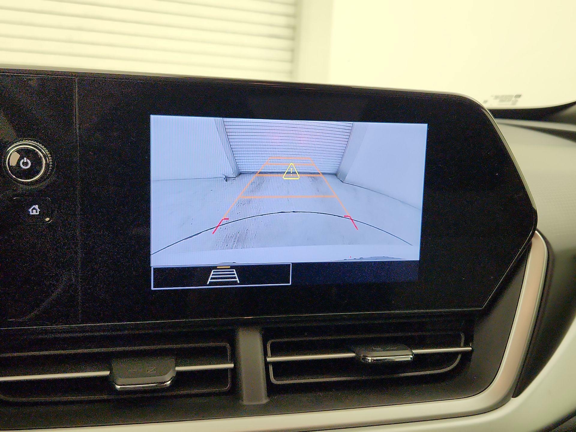 Thumbnail: 2025 Chevrolet Trax - 14