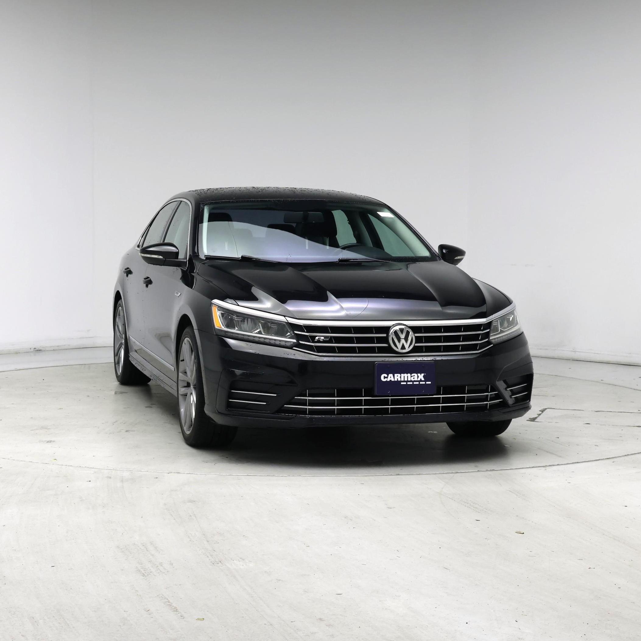 Thumbnail: 2017 Volkswagen Passat - 5