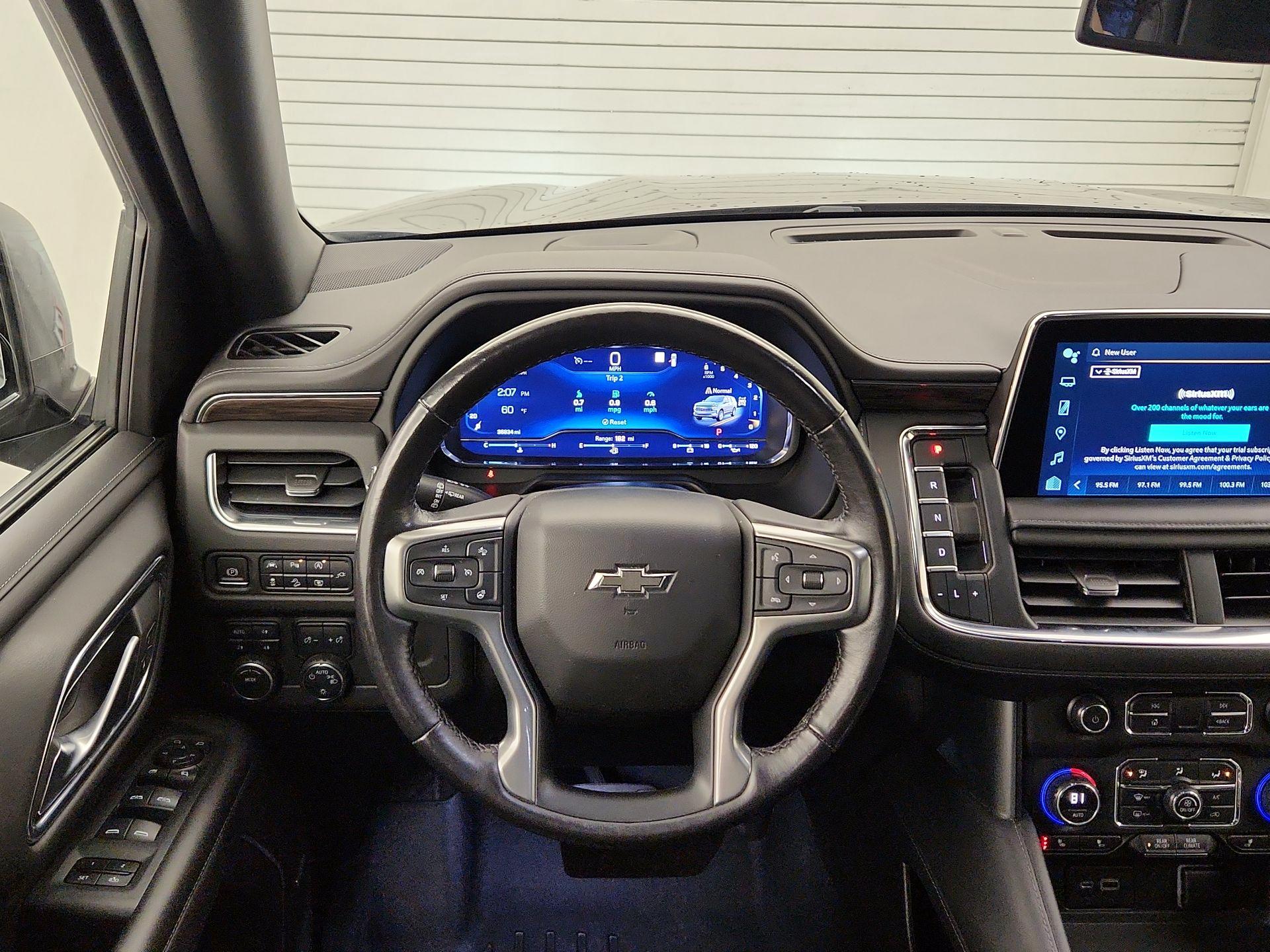 Thumbnail: 2022 Chevrolet Suburban - 10