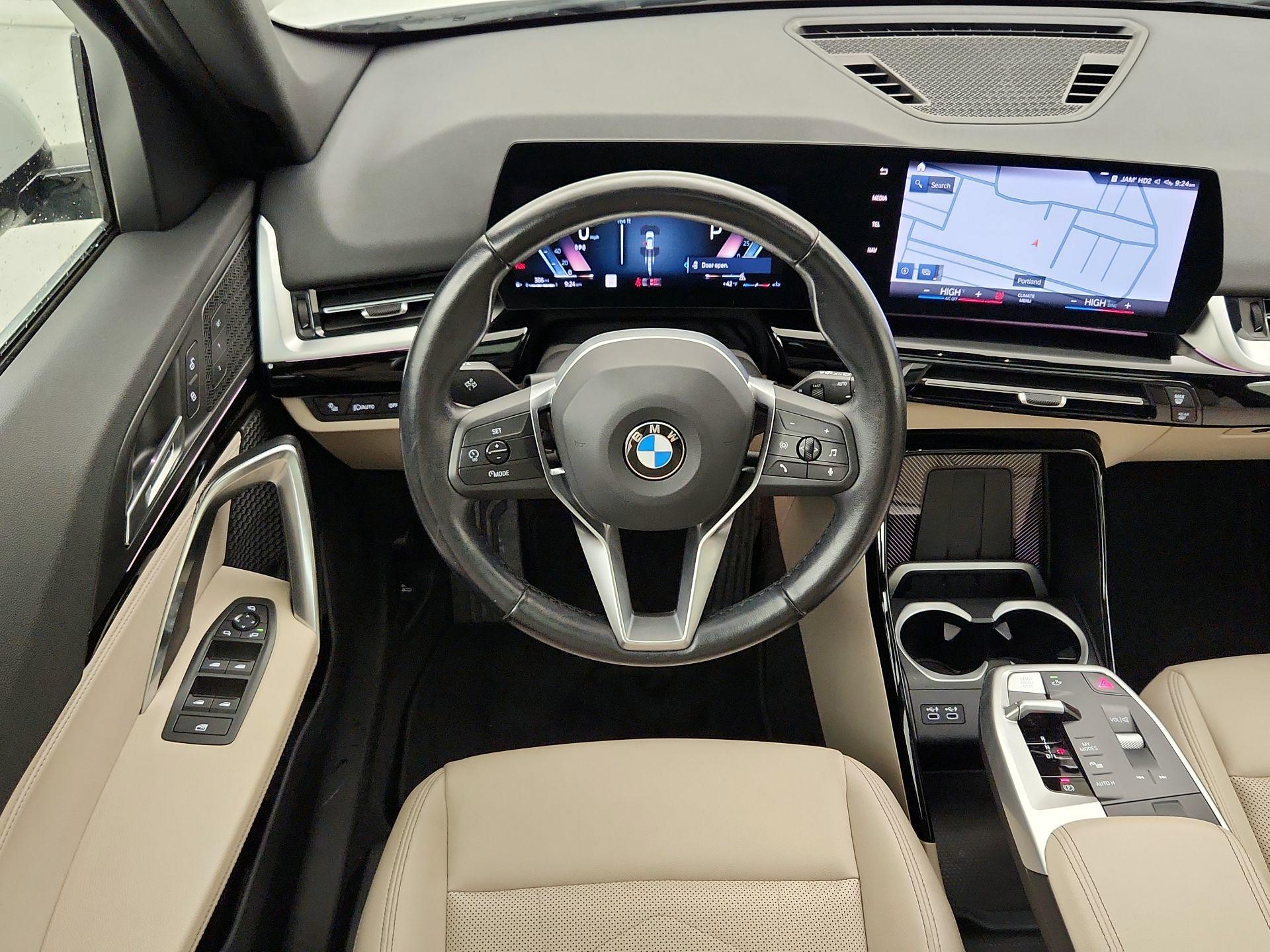 Thumbnail: 2023 BMW X1 - 10