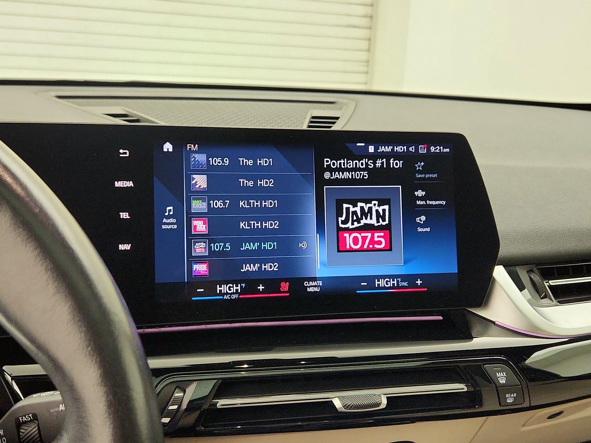 Thumbnail: 2023 BMW X1 - 16