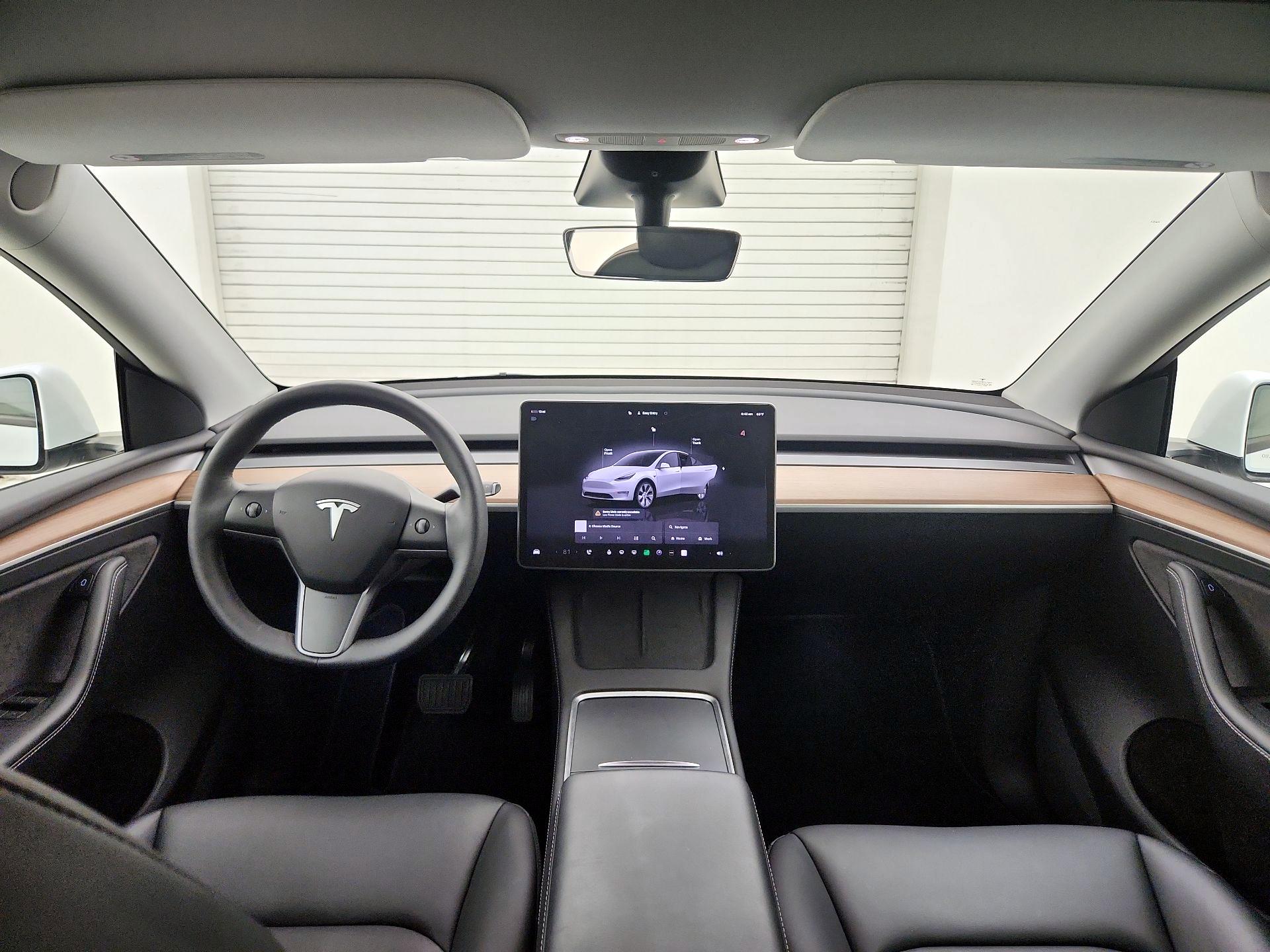 Thumbnail: 2023 Tesla Model Y - 9