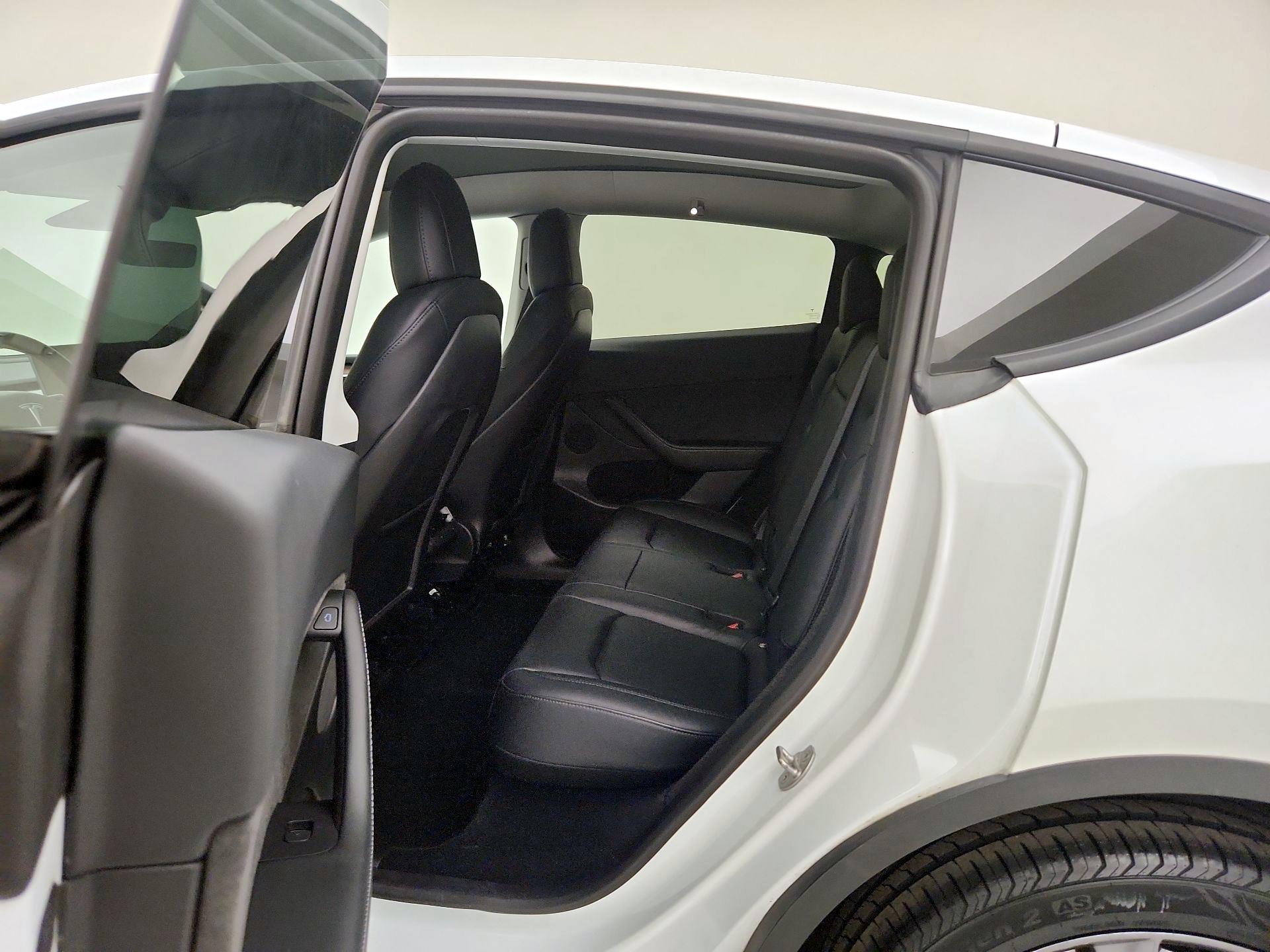 Thumbnail: 2023 Tesla Model Y - 20