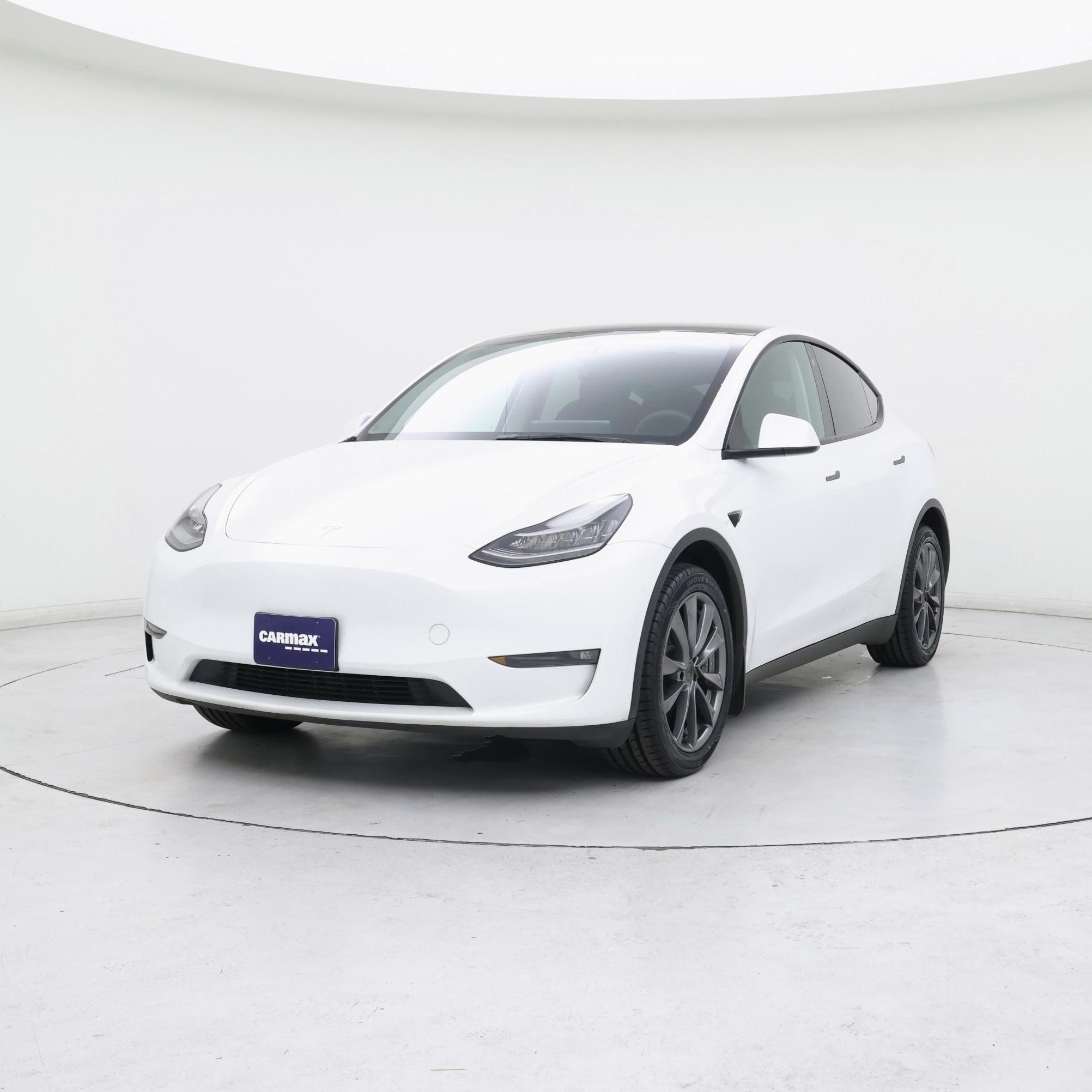 Thumbnail: 2023 Tesla Model Y - 4