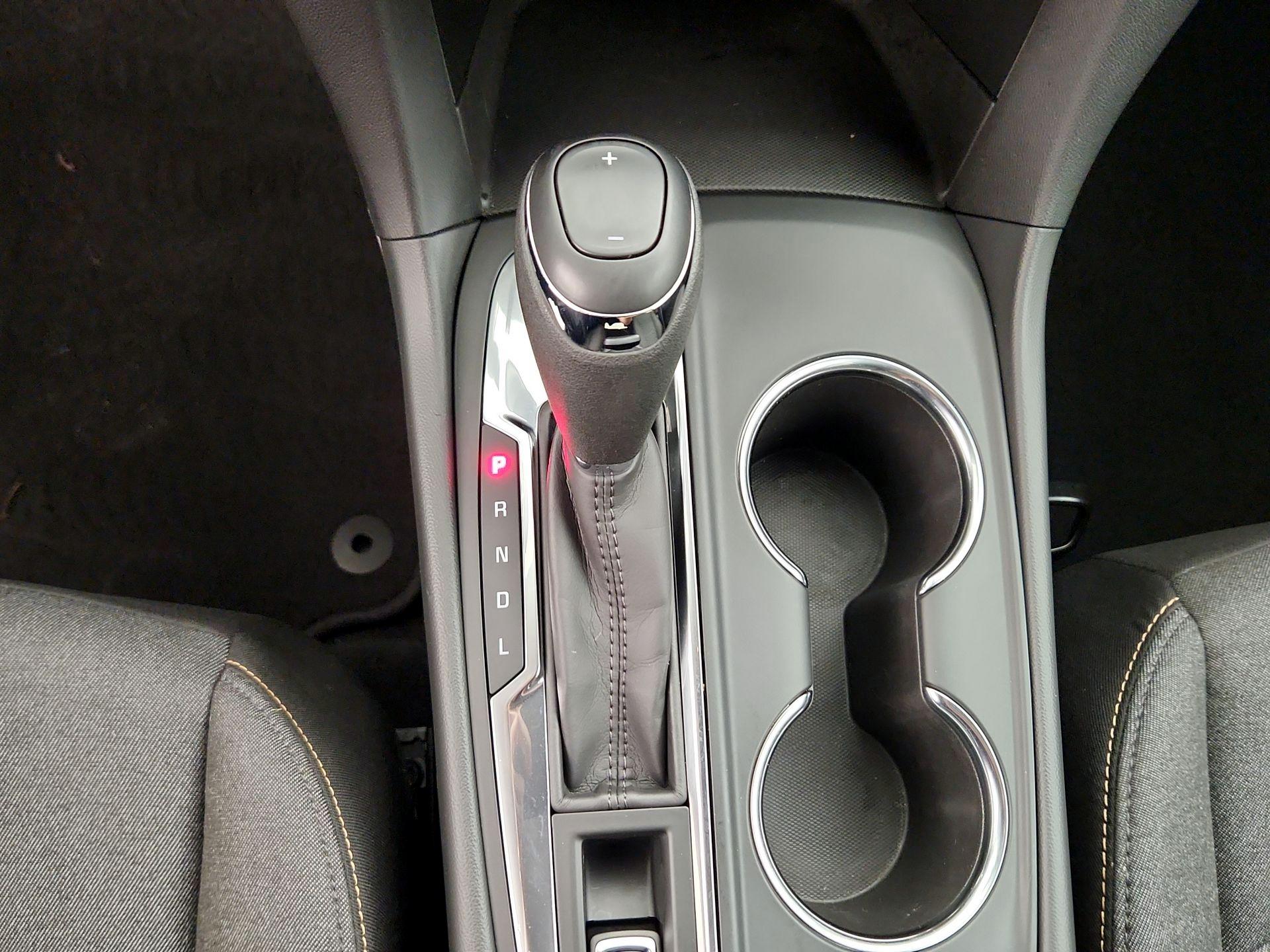 Thumbnail: 2021 Chevrolet Equinox - 17