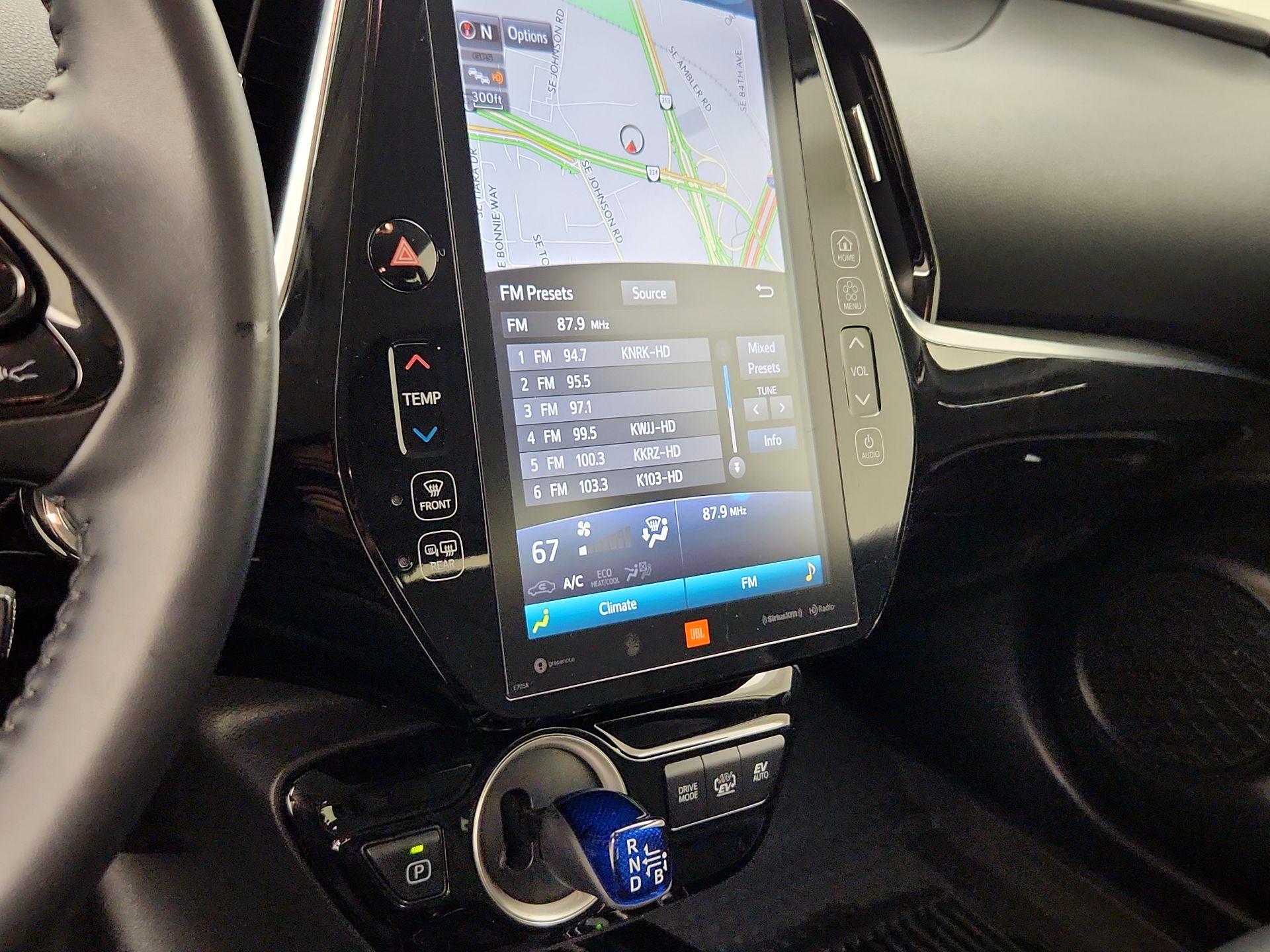 Thumbnail: 2021 Toyota Prius Prime - 16