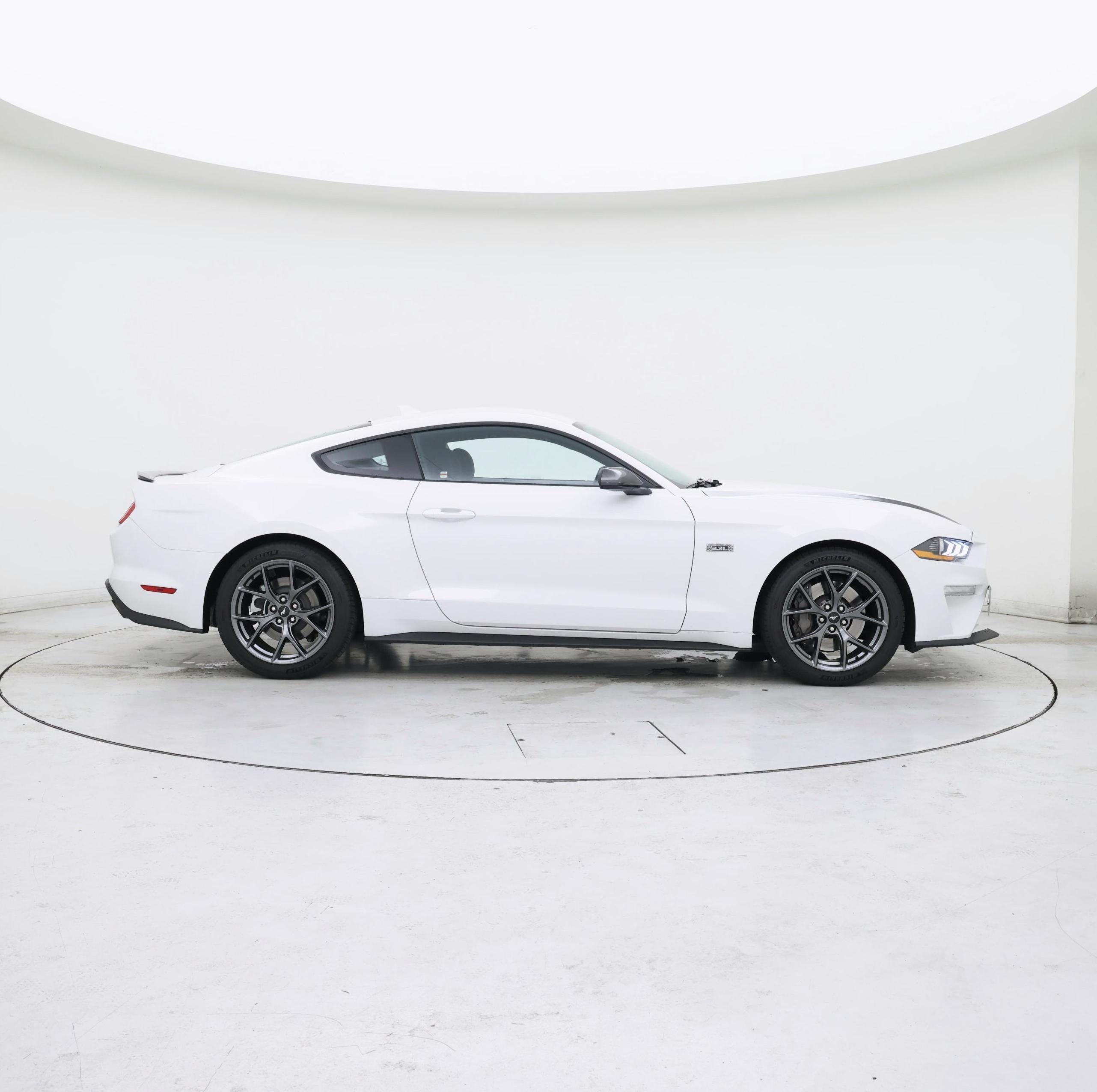 Thumbnail: 2020 Ford Mustang - 7