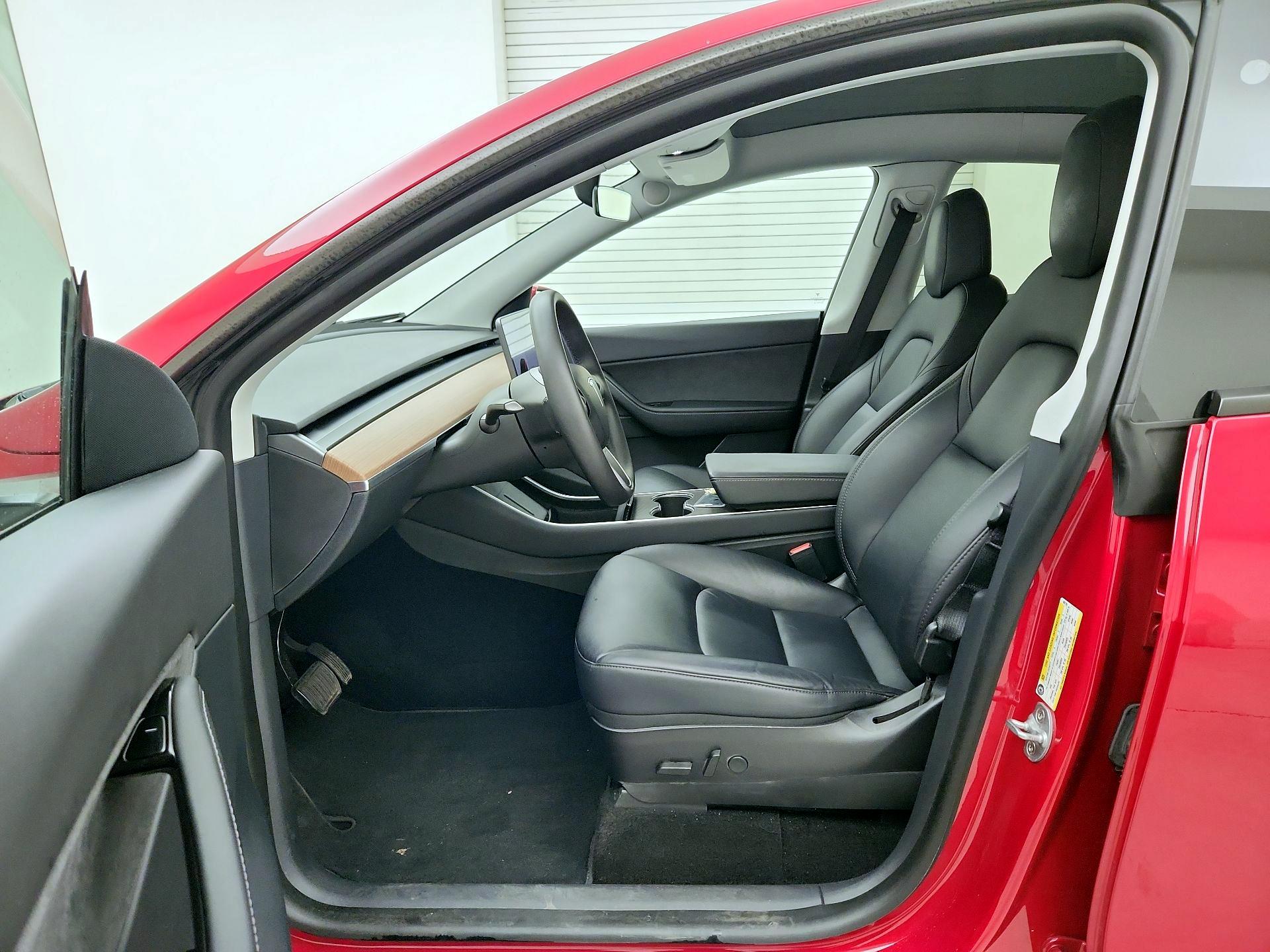 Thumbnail: 2020 Tesla Model Y - 11