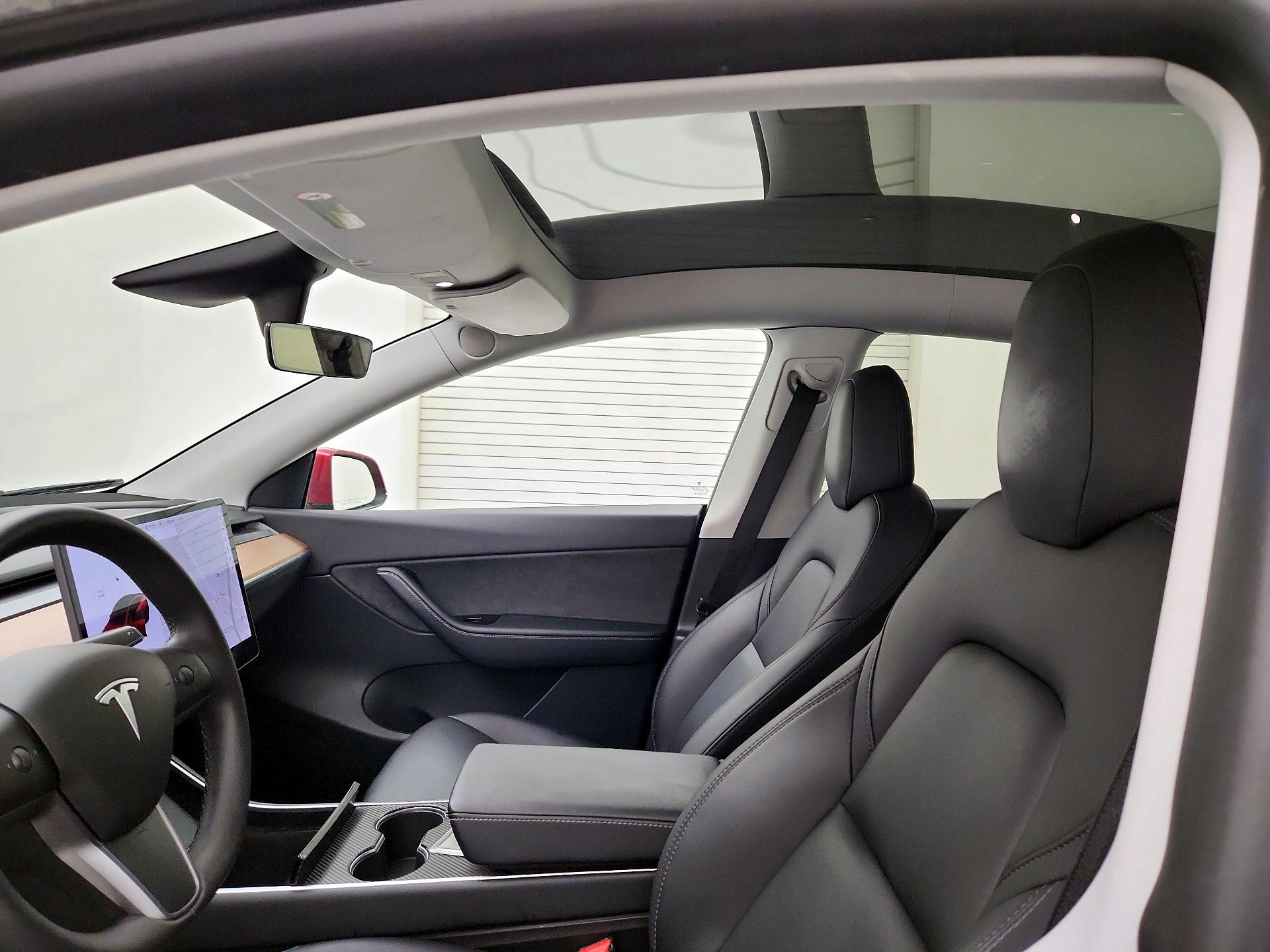 Thumbnail: 2020 Tesla Model Y - 18