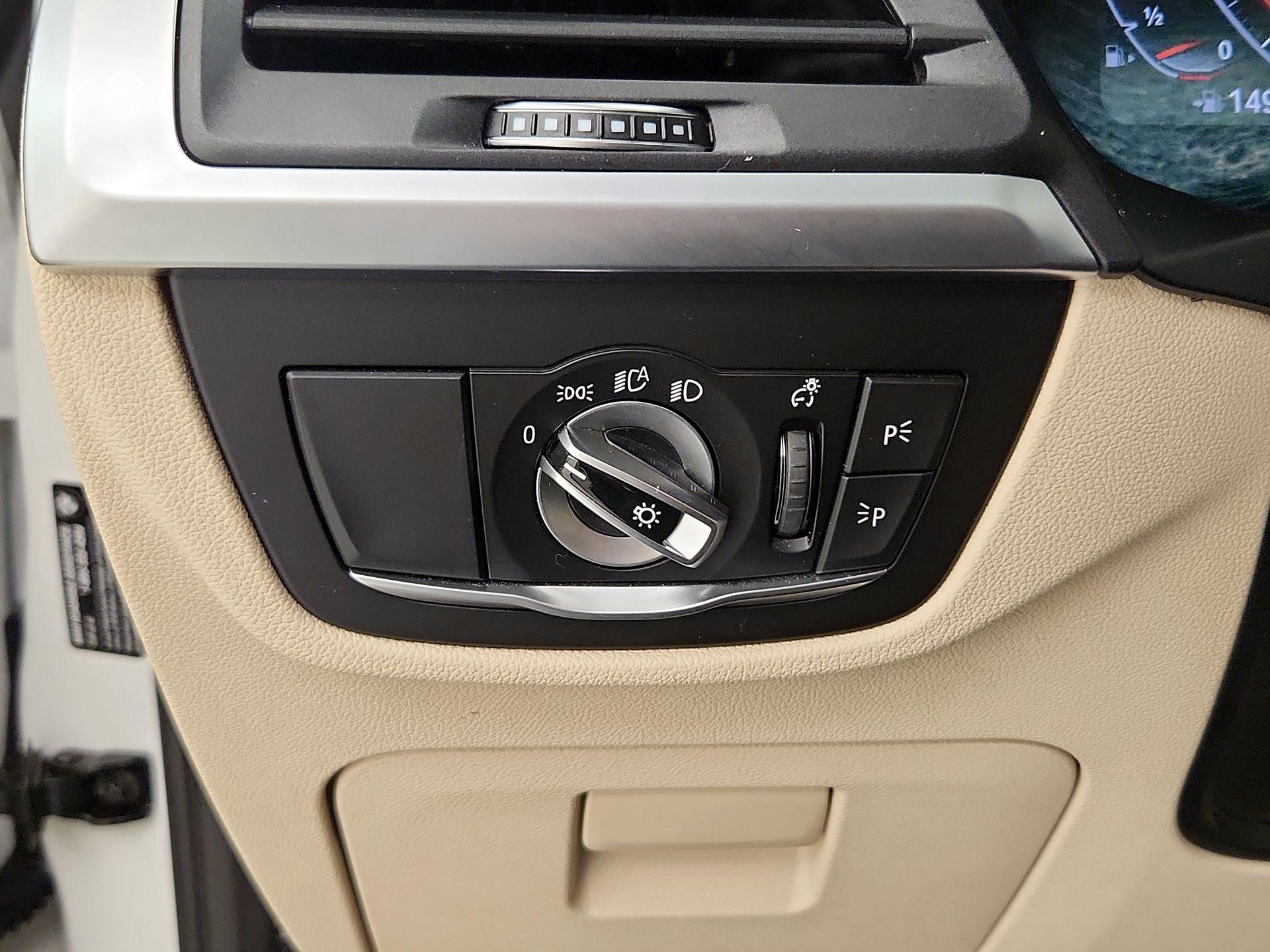 Thumbnail: 2022 BMW X3 - 13