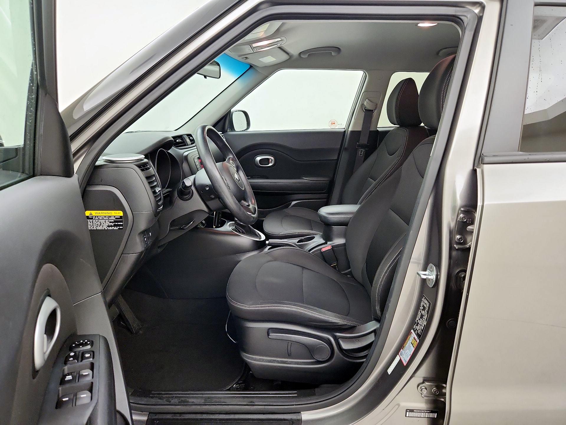 Thumbnail: 2016 Kia Soul - 11