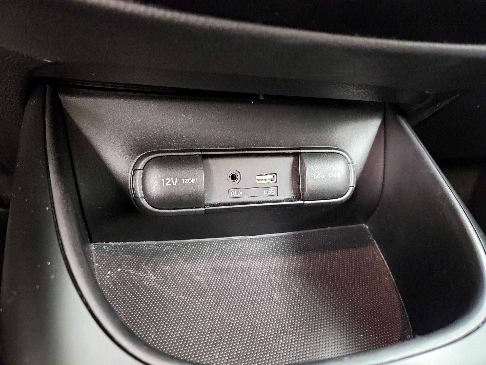 Thumbnail: 2016 Kia Soul - 17