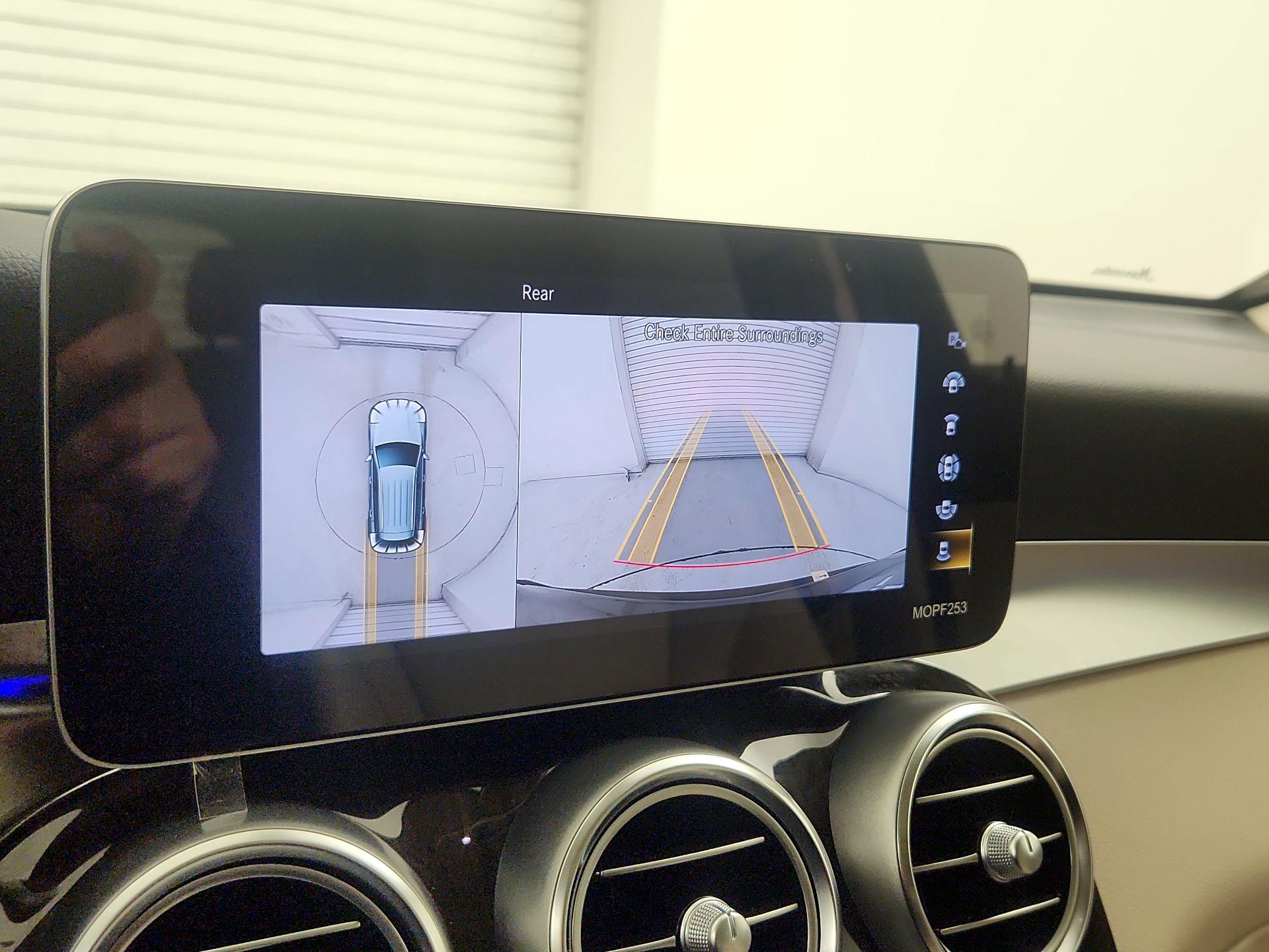 Thumbnail: 2020 Mercedes-Benz GLC - 14