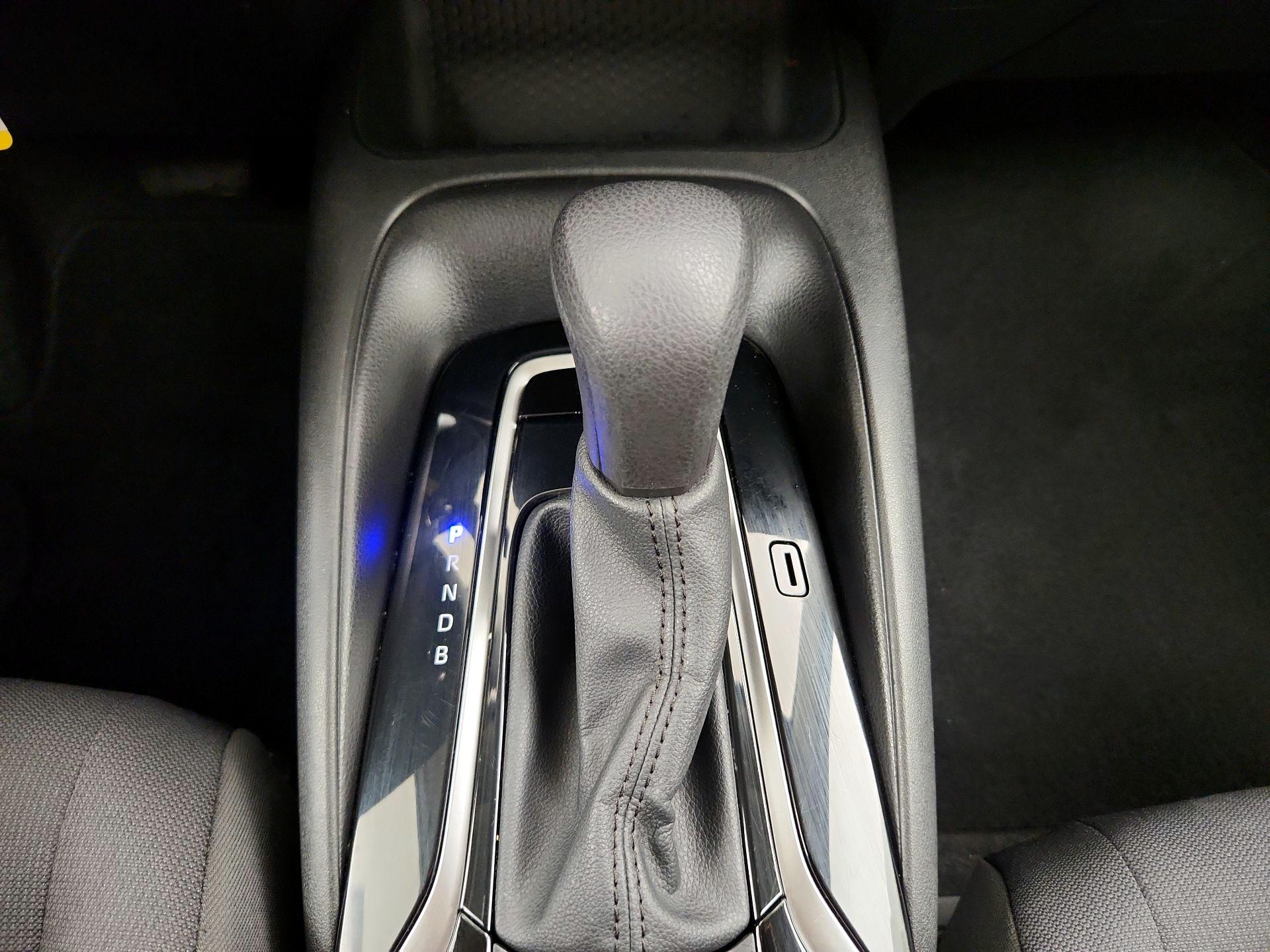 Thumbnail: 2021 Toyota Corolla - 17