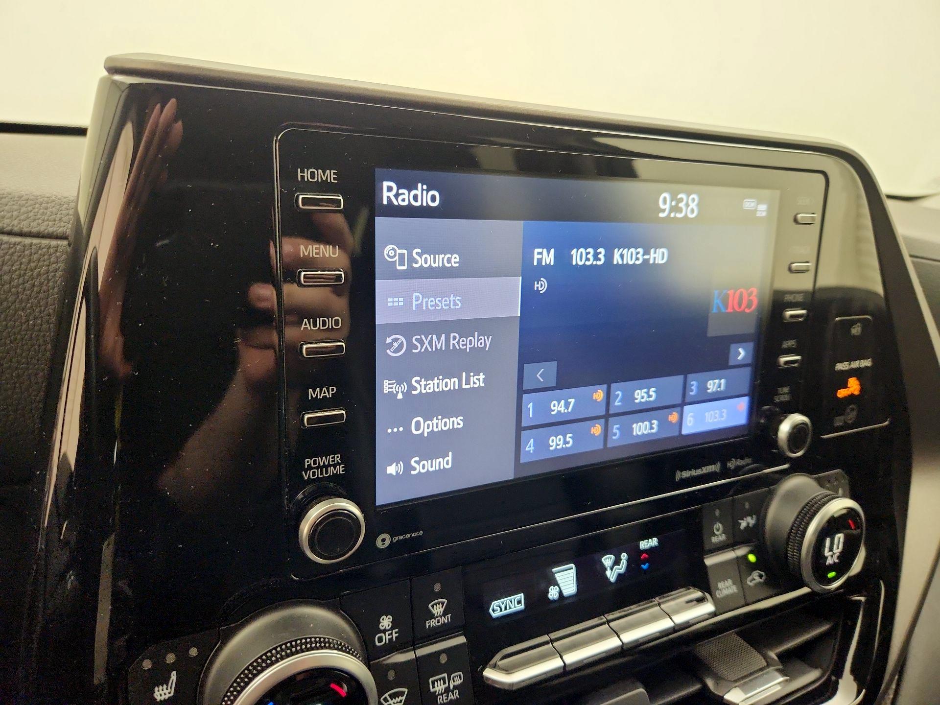 Thumbnail: 2021 Toyota Highlander - 15