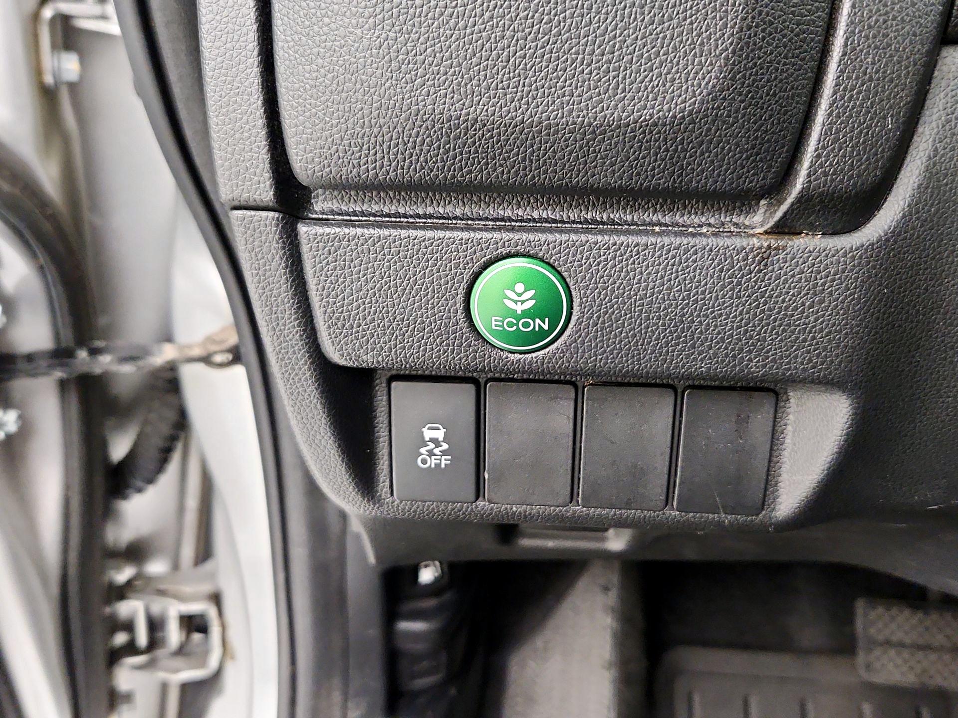 Thumbnail: 2015 Honda Fit - 13