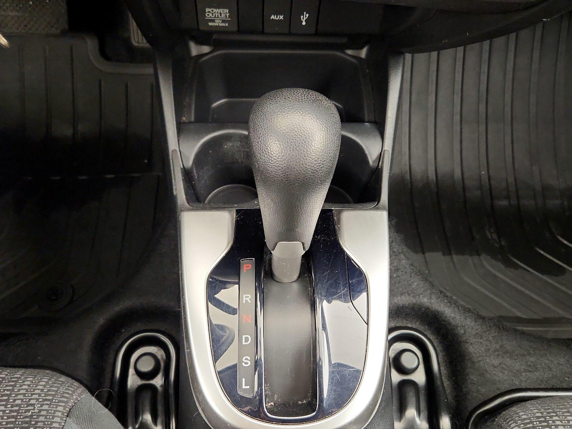 Thumbnail: 2015 Honda Fit - 17