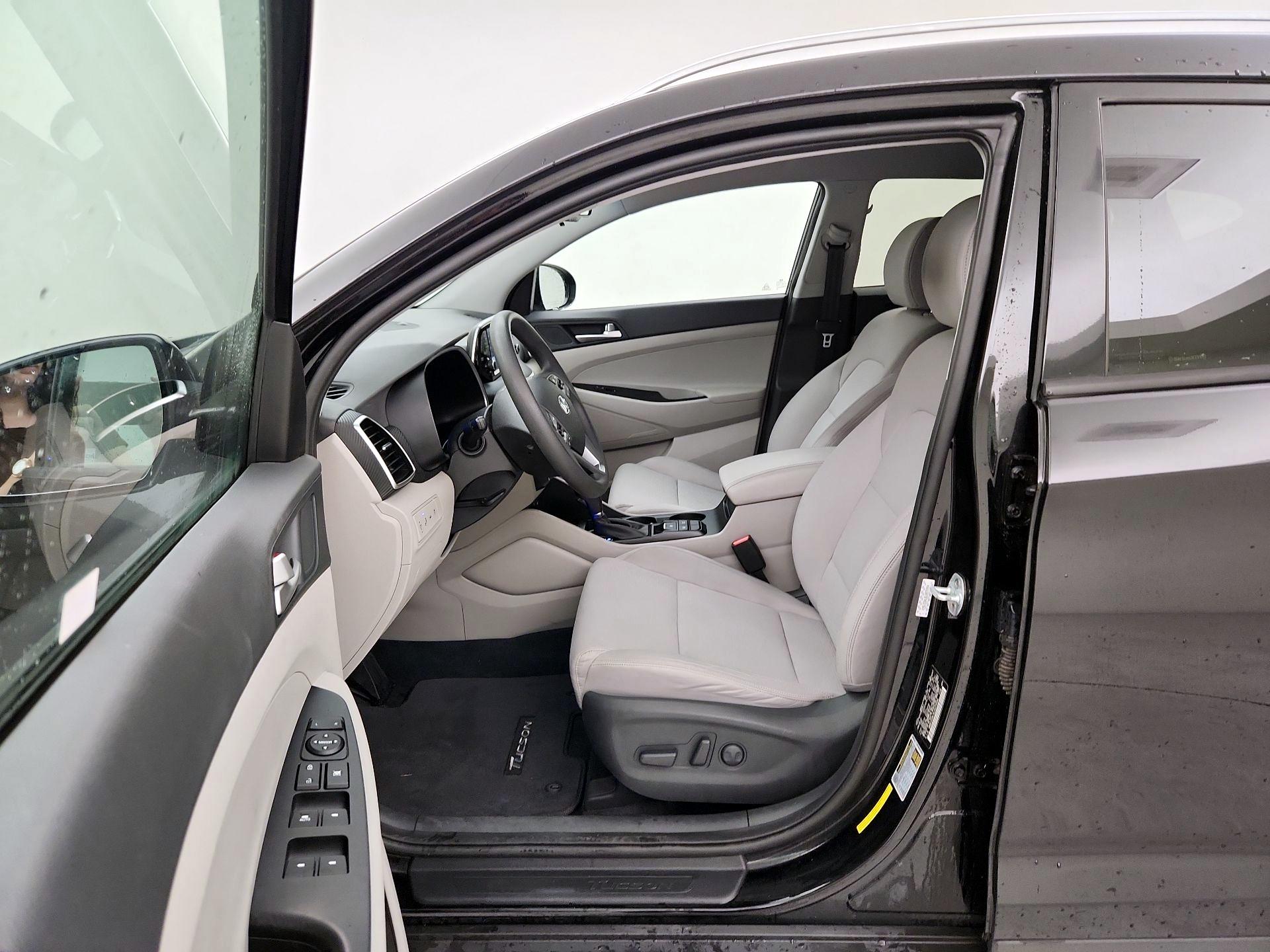 Thumbnail: 2020 Hyundai Tucson - 11