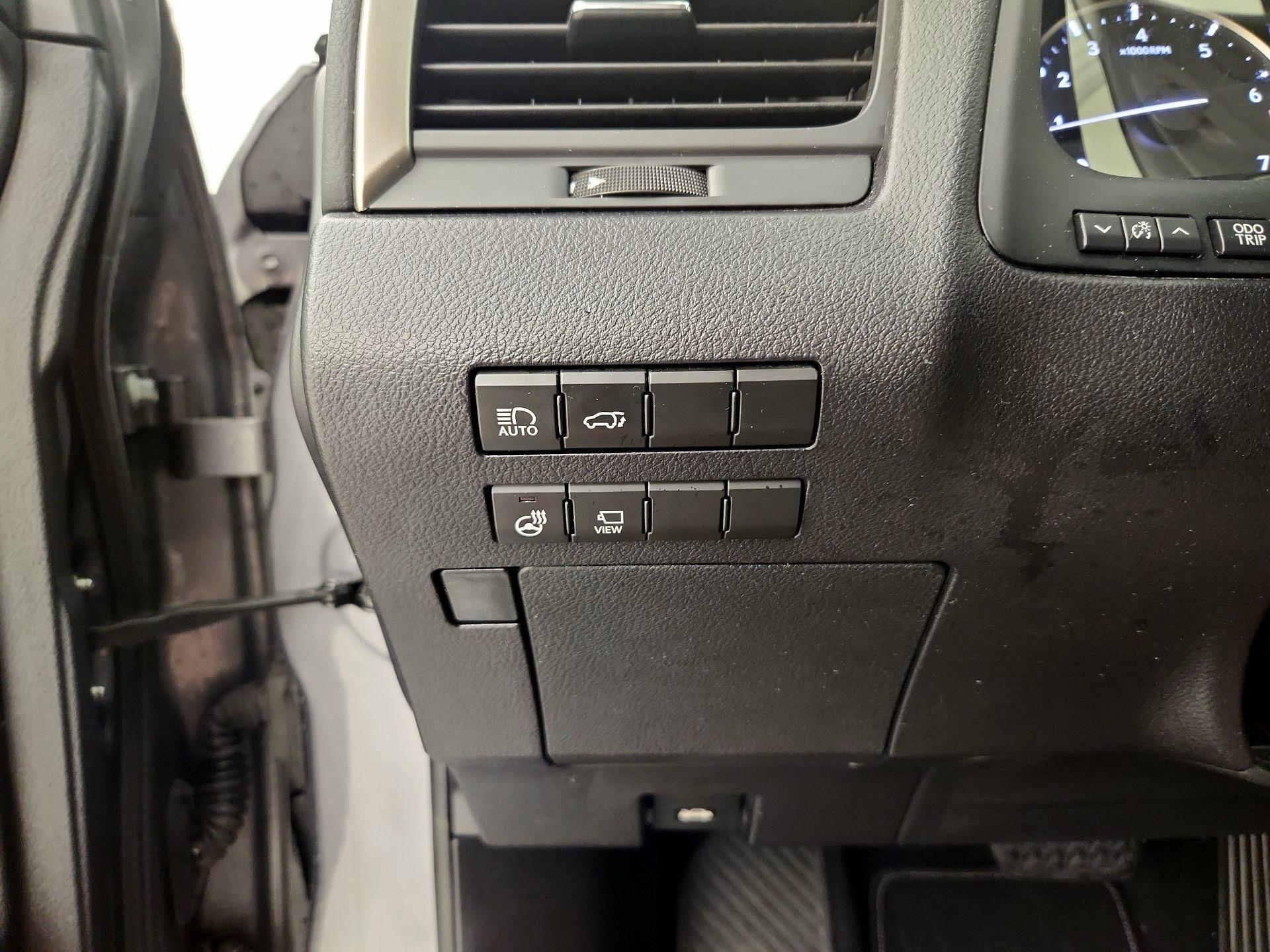 Thumbnail: 2021 Lexus RX - 13