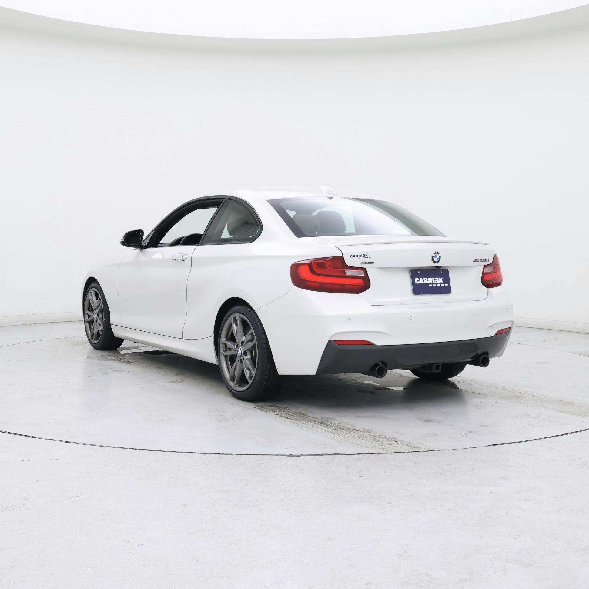 Thumbnail: 2016 BMW 2 Series - 2