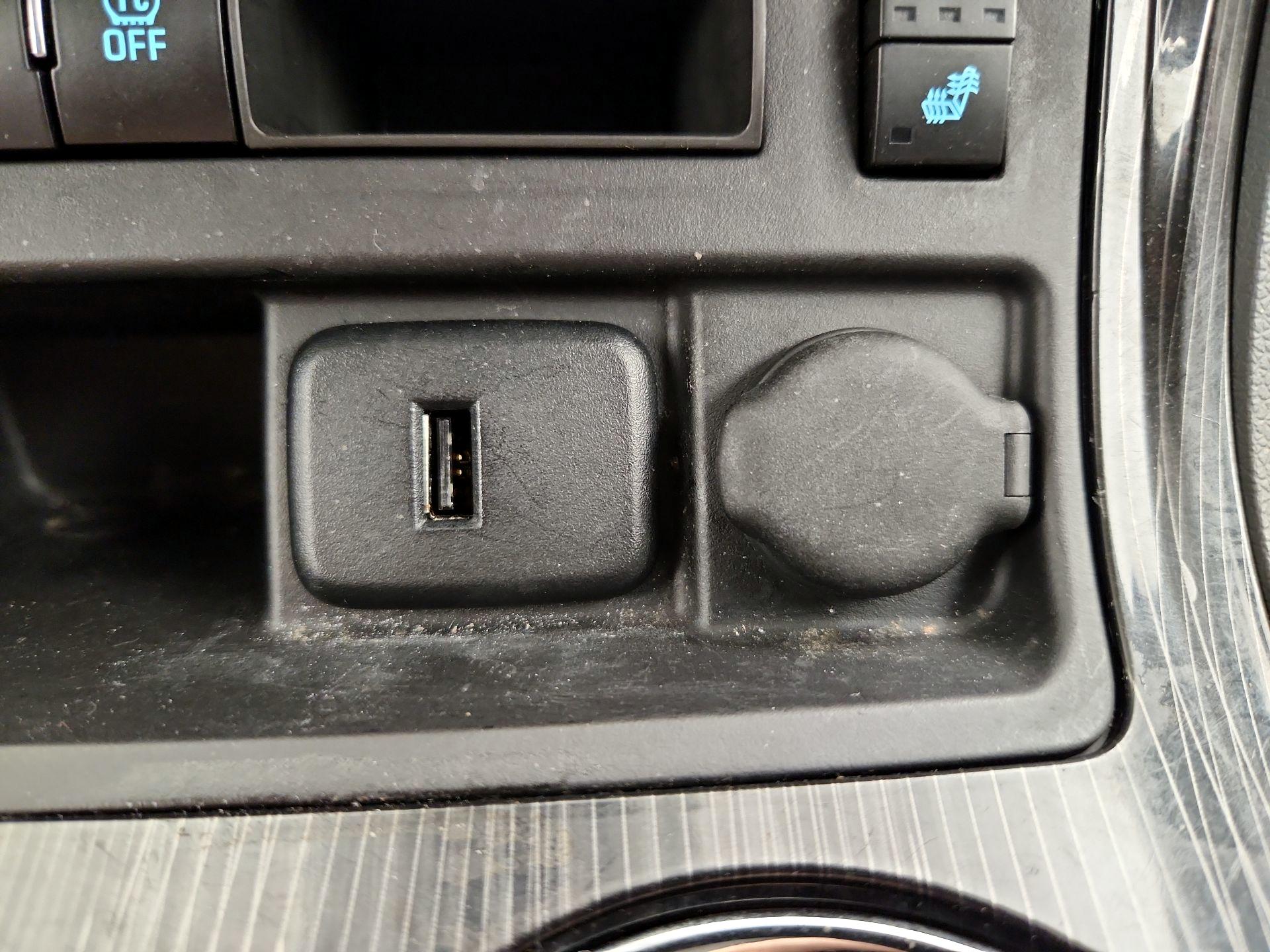 Thumbnail: 2016 Chevrolet Traverse - 18