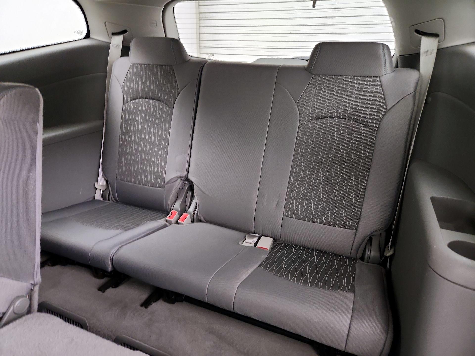 Thumbnail: 2016 Chevrolet Traverse - 20